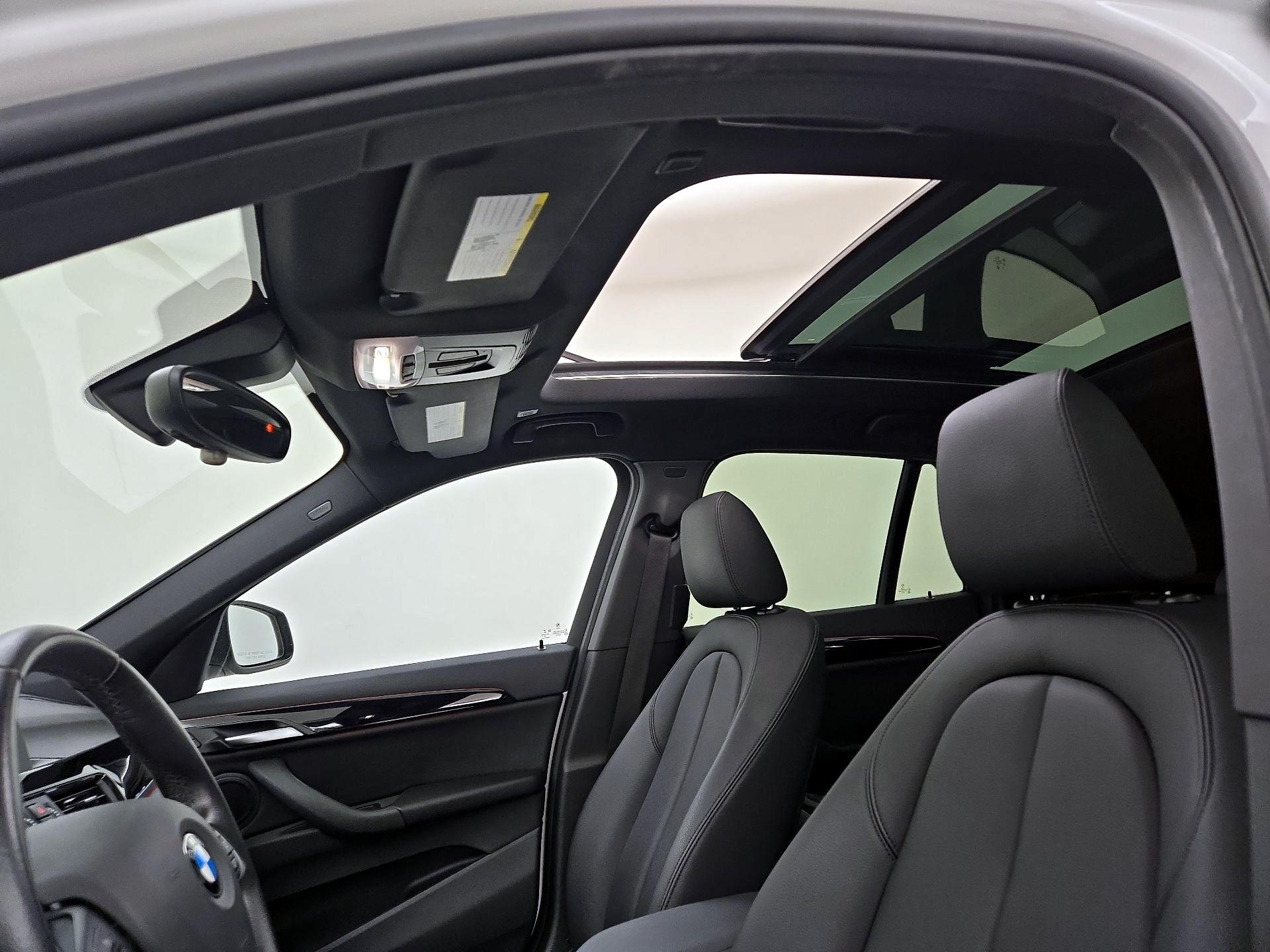 Thumbnail: 2019 BMW X1 - 19