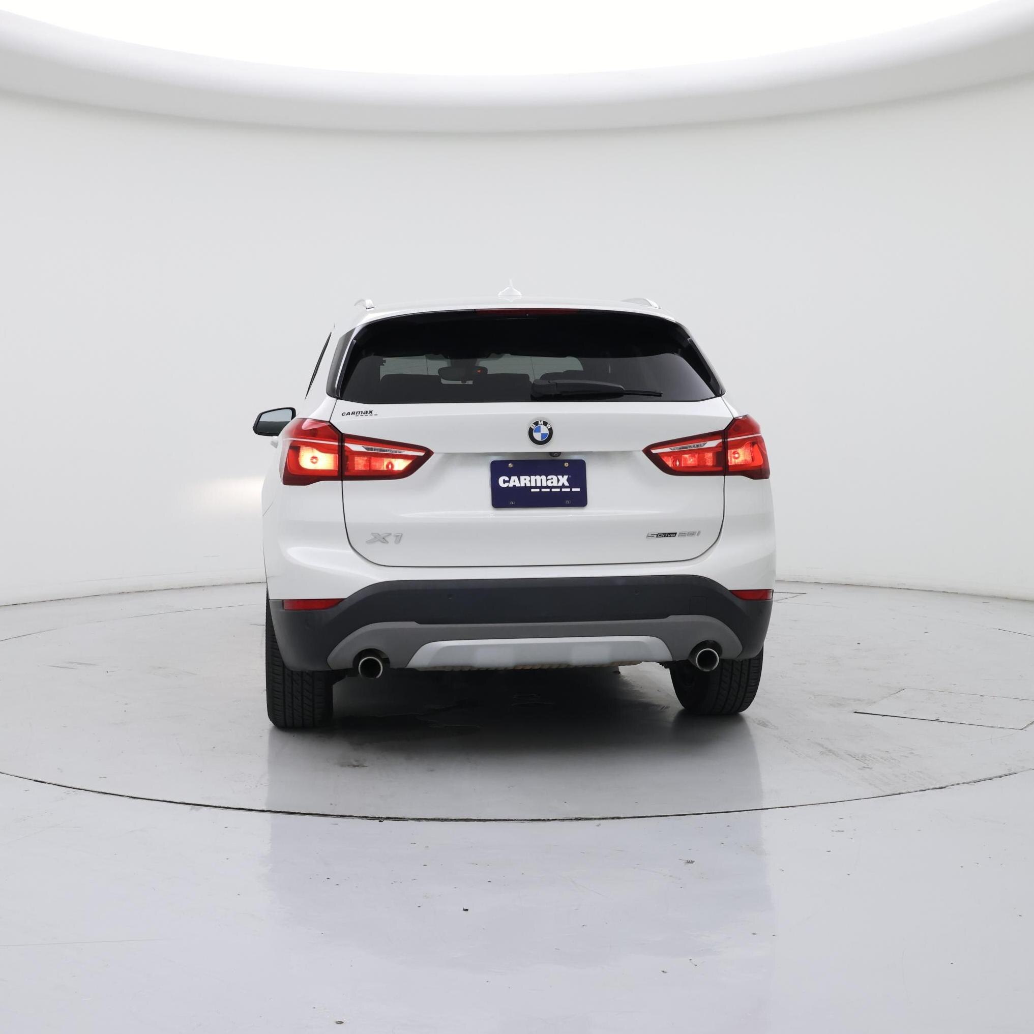 Thumbnail: 2019 BMW X1 - 6