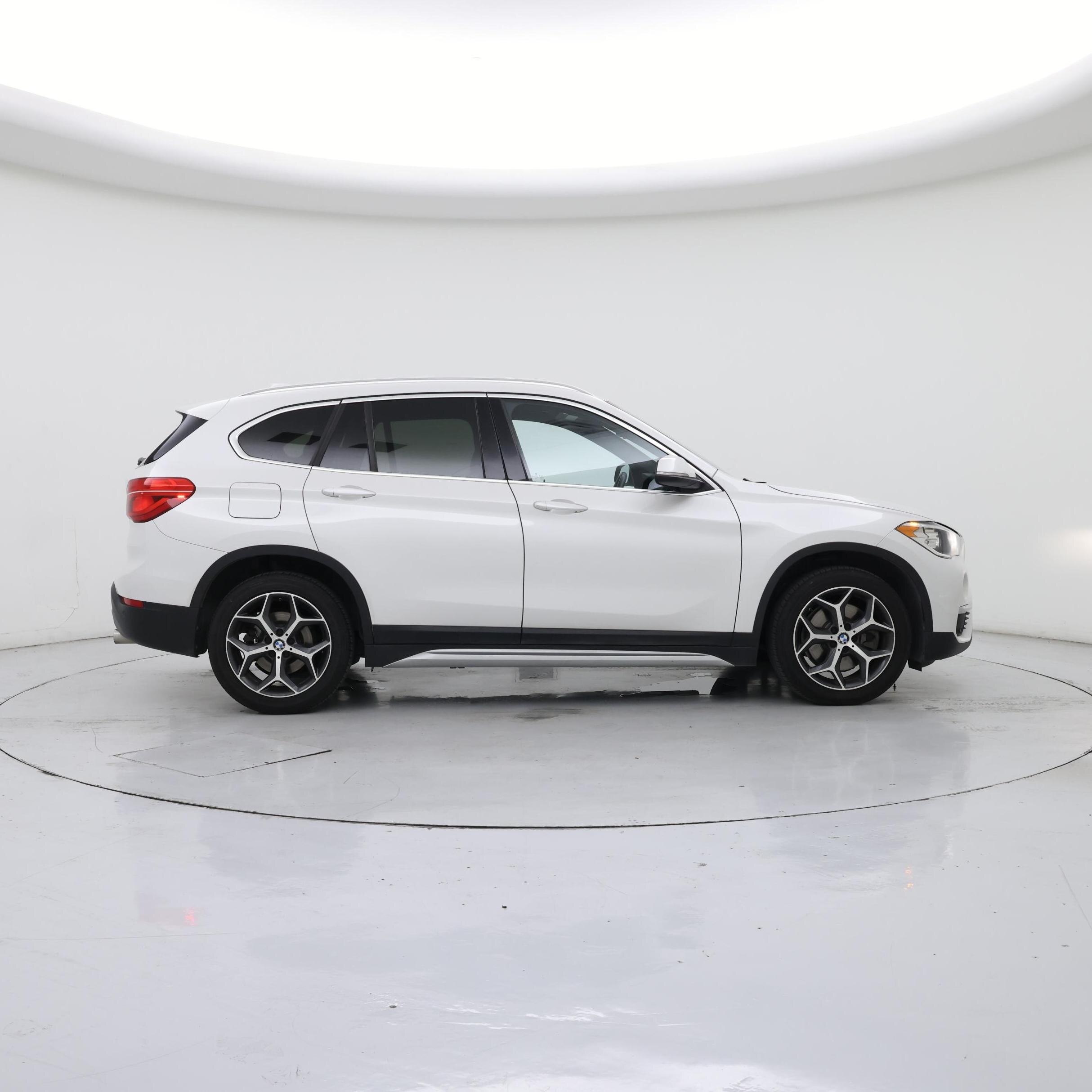Thumbnail: 2019 BMW X1 - 7