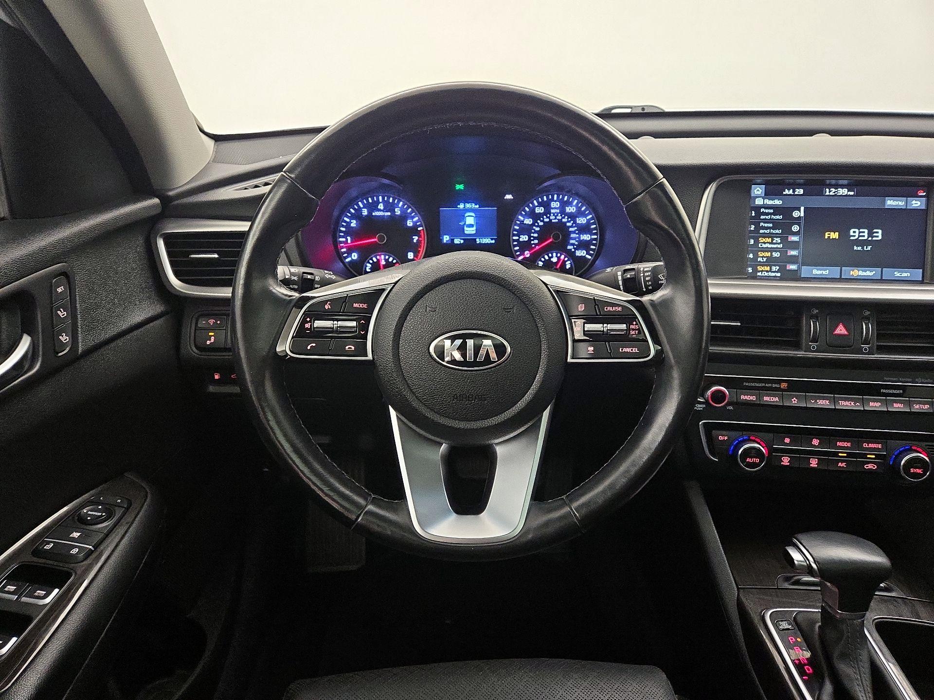 Thumbnail: 2020 Kia Optima - 10