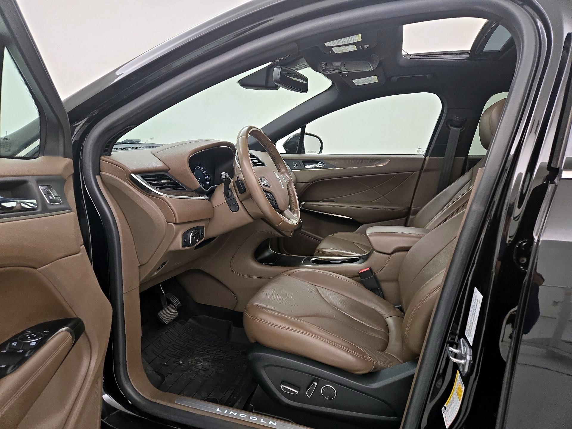 Thumbnail: 2018 Lincoln MKC - 11