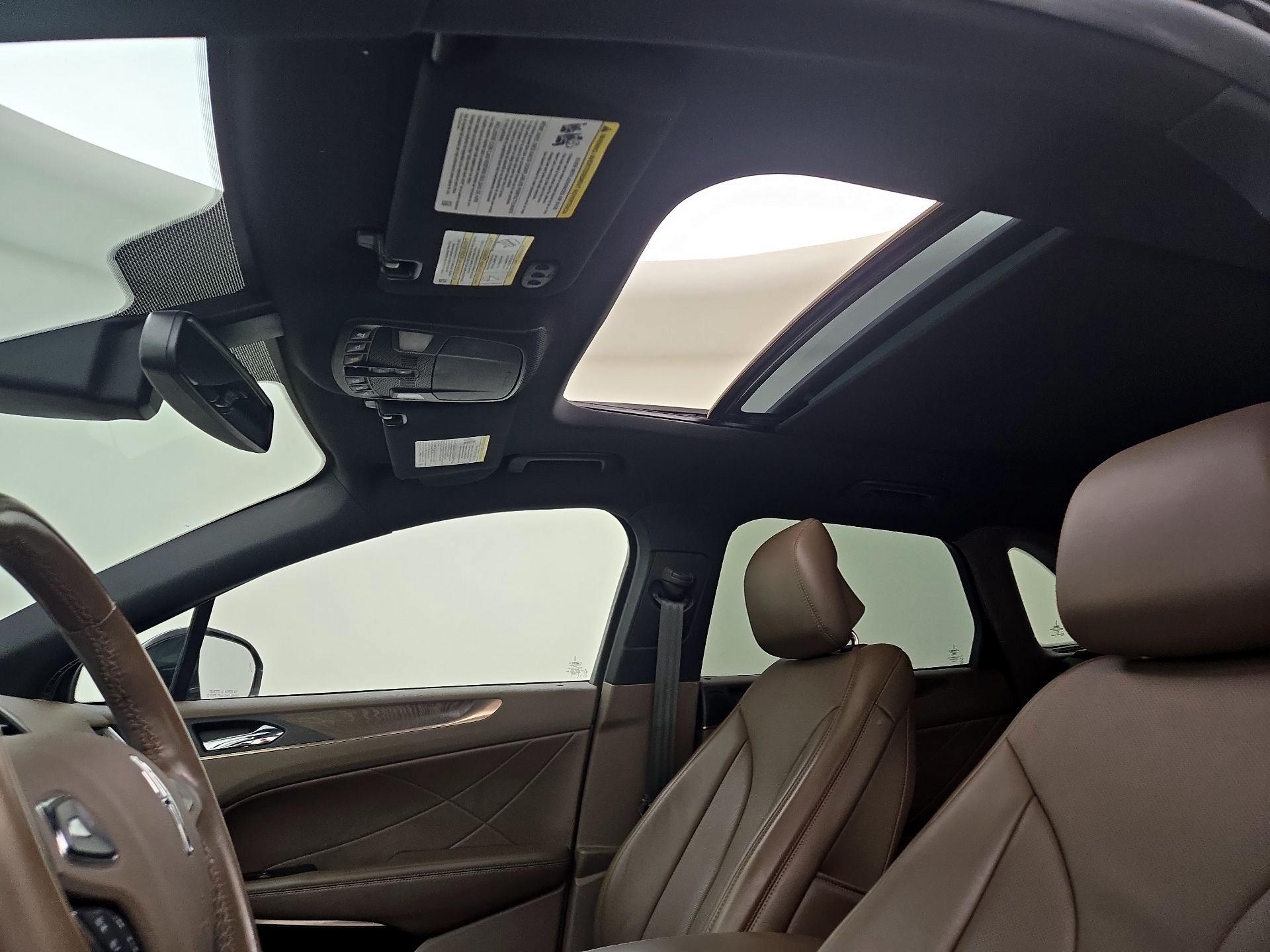 Thumbnail: 2018 Lincoln MKC - 20