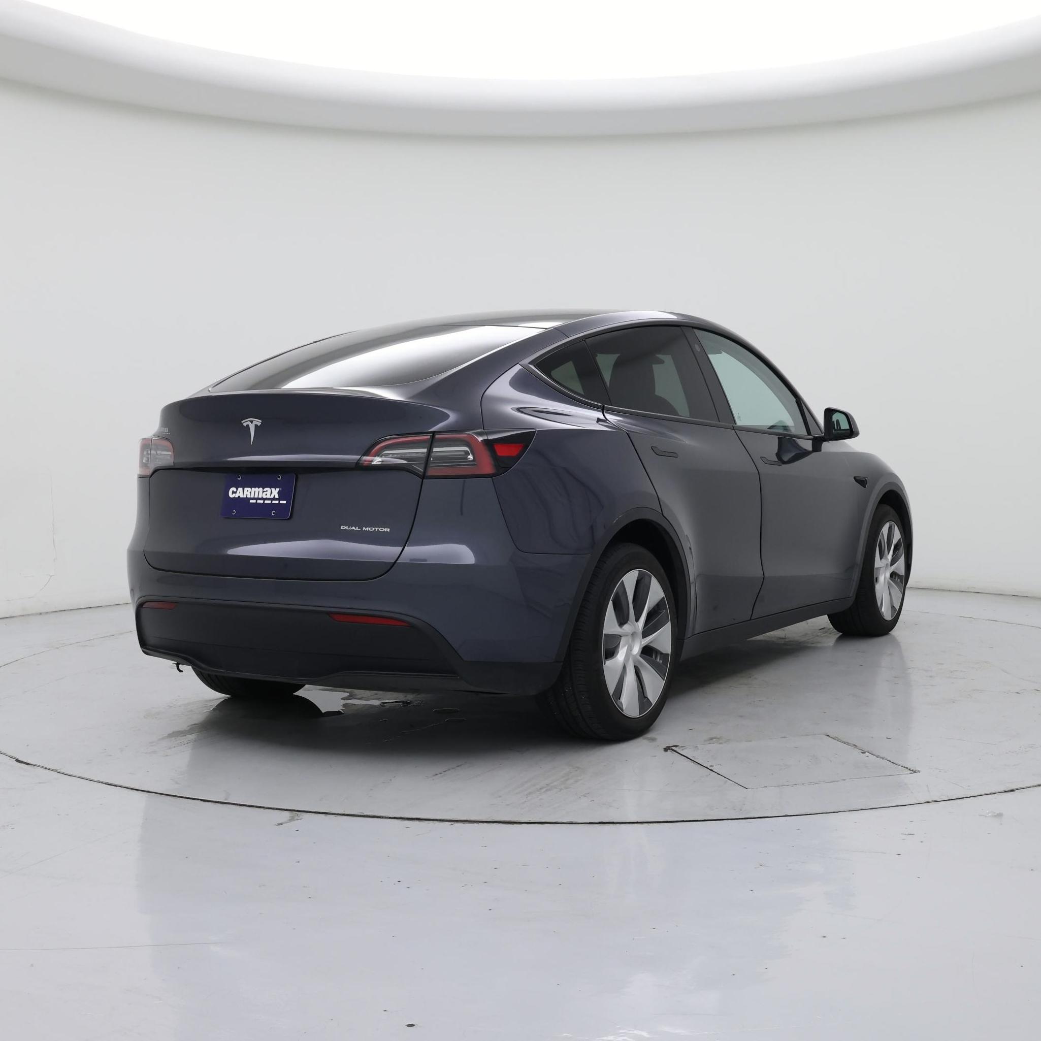 Thumbnail: 2022 Tesla Model Y - 8