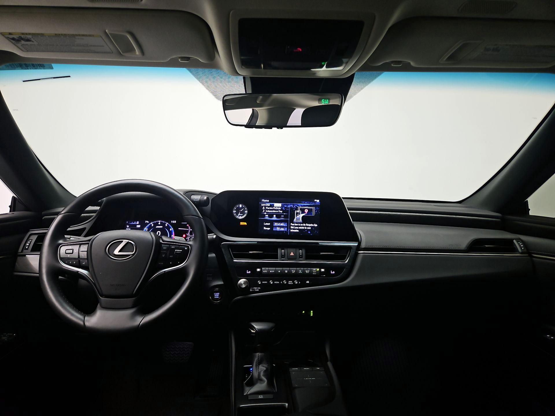 Thumbnail: 2022 Lexus ES - 9
