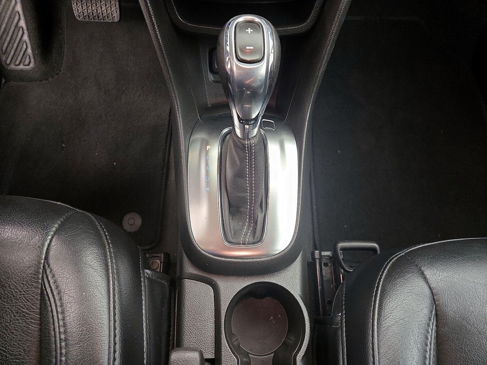 Thumbnail: 2015 Buick Encore - 17