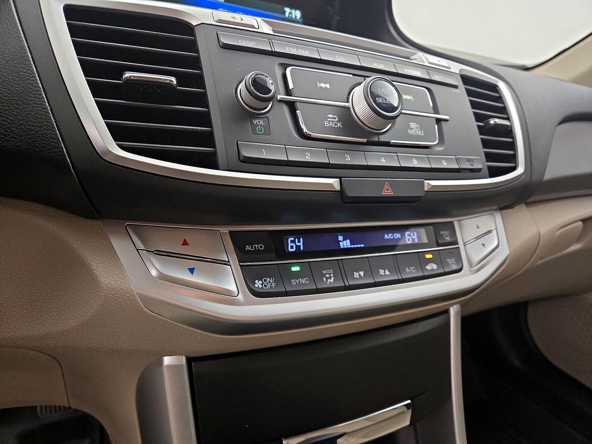 Thumbnail: 2014 Honda Accord - 16