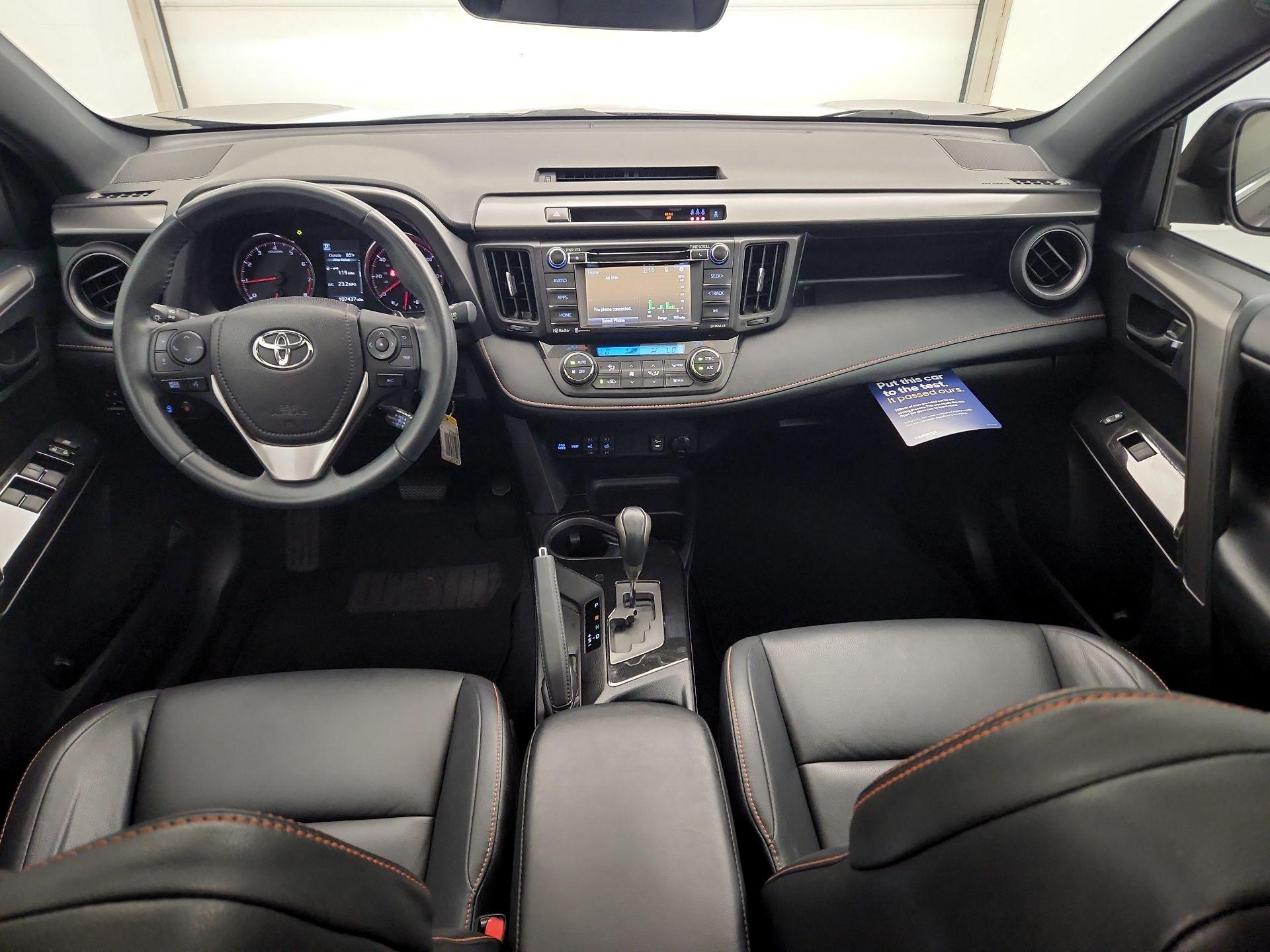 Thumbnail: 2017 Toyota RAV4 - 9