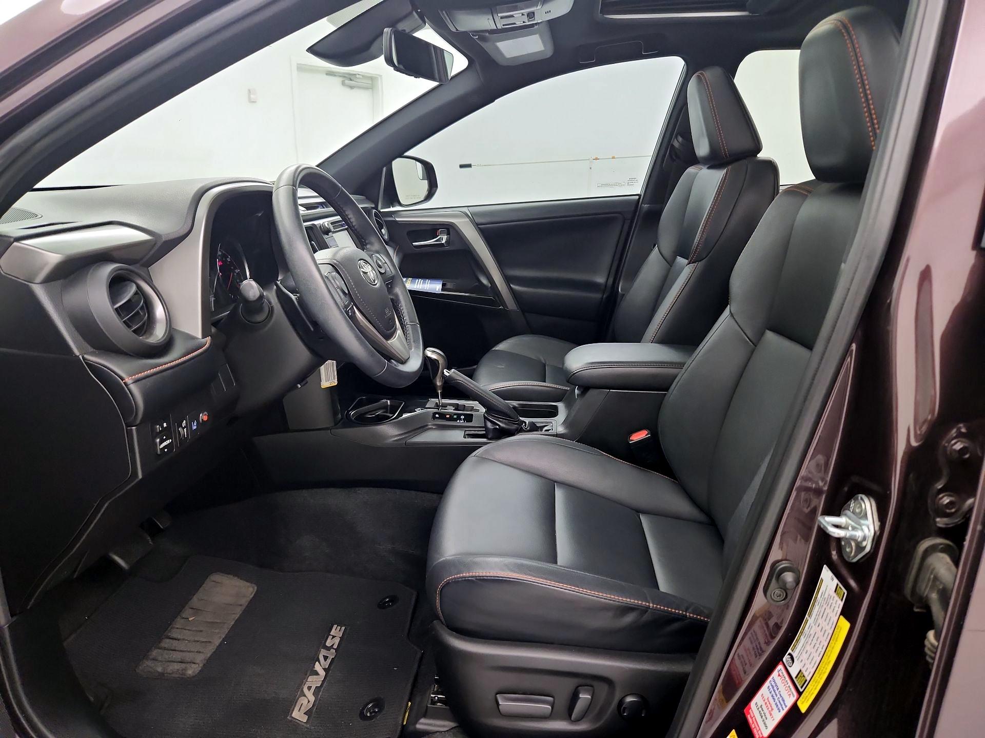 Thumbnail: 2017 Toyota RAV4 - 11