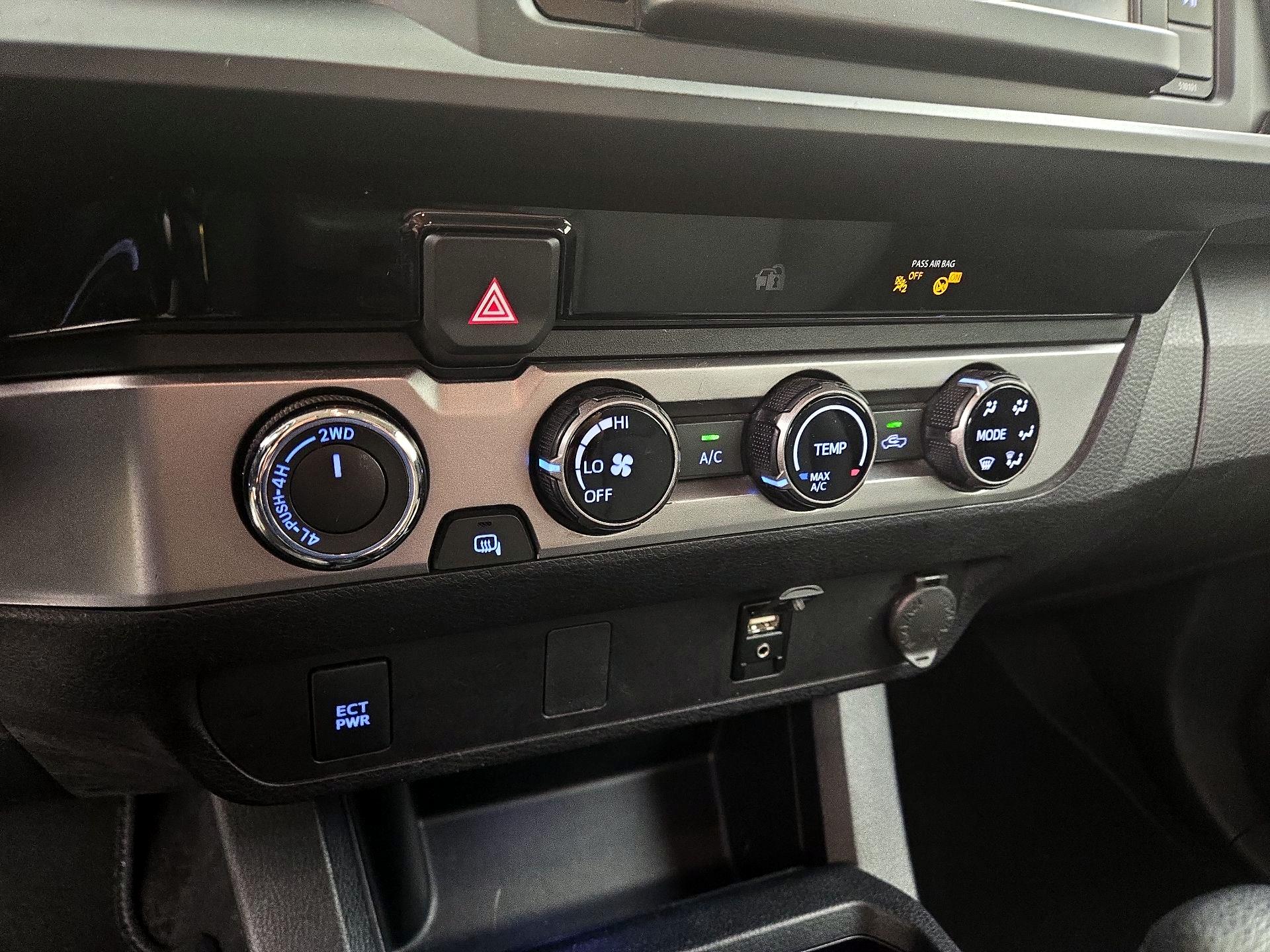 Thumbnail: 2018 Toyota Tacoma - 16