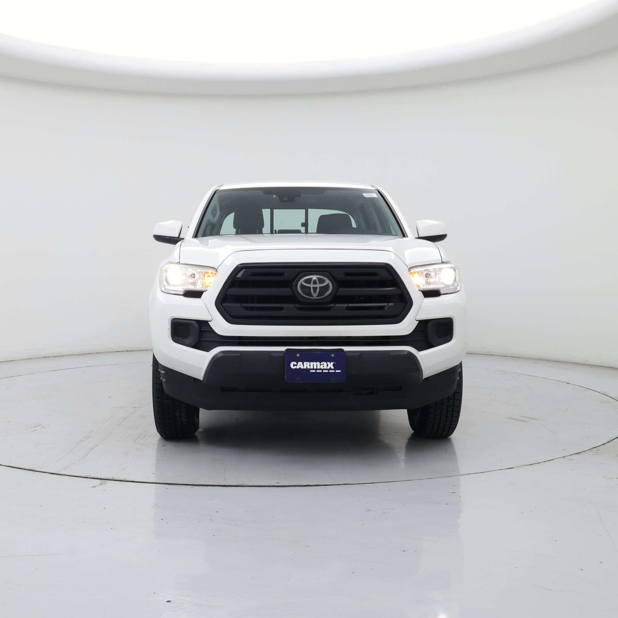 Thumbnail: 2018 Toyota Tacoma - 5