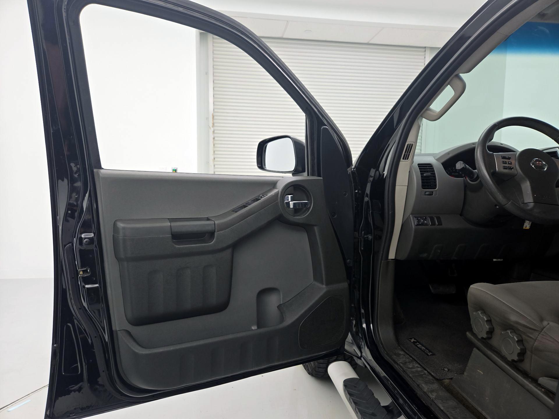 Thumbnail: 2015 Nissan Xterra - 12