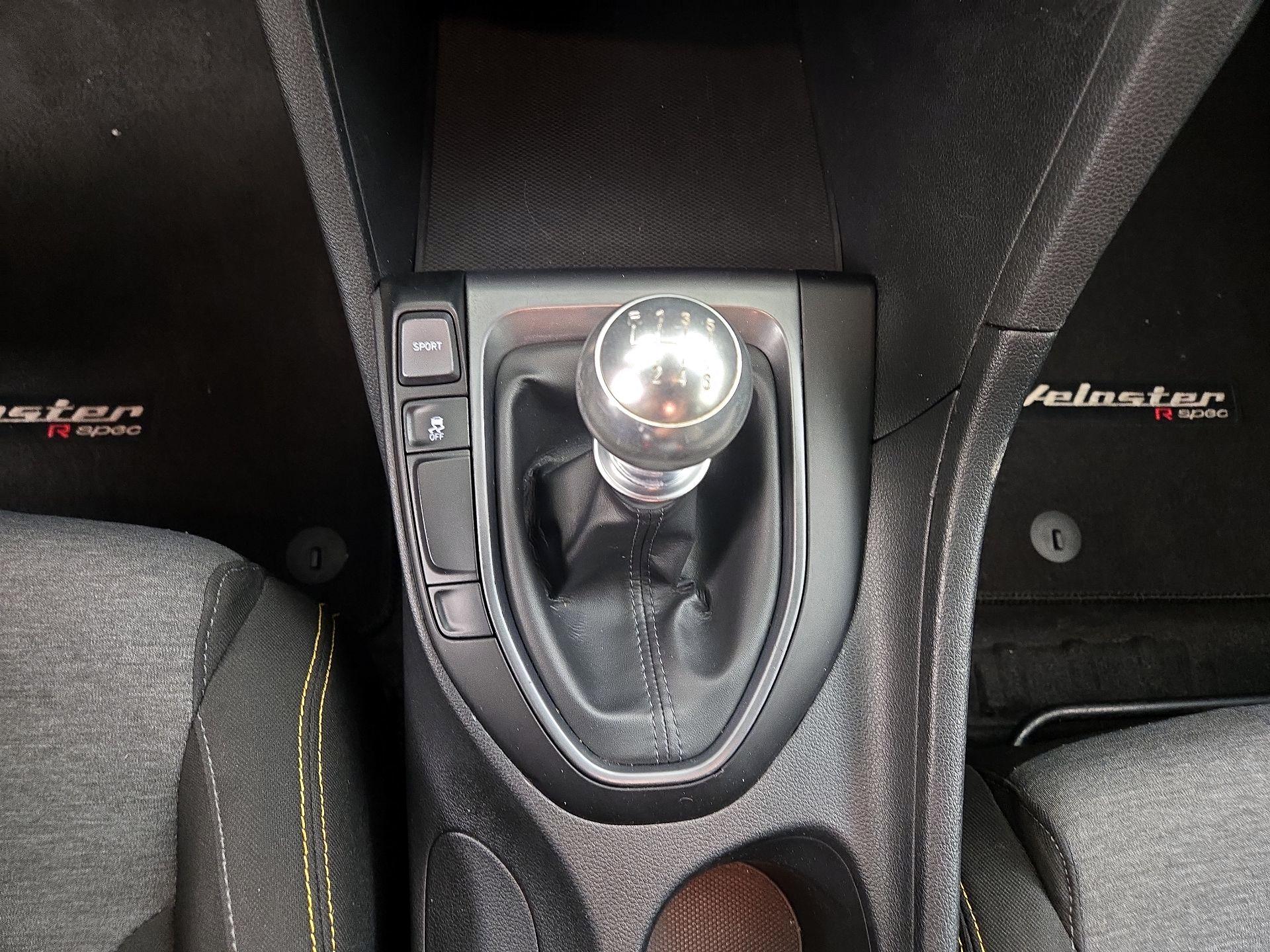 Thumbnail: 2019 Hyundai Veloster - 17