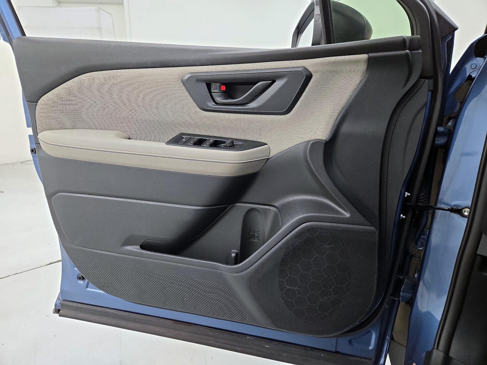 Thumbnail: 2025 Subaru Forester - 12