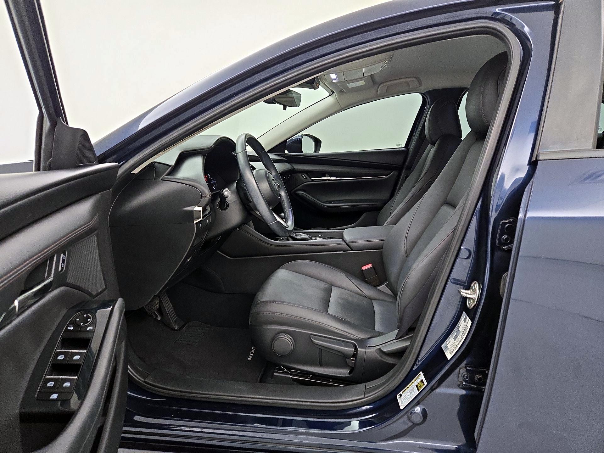 Thumbnail: 2019 Mazda Mazda3 - 11