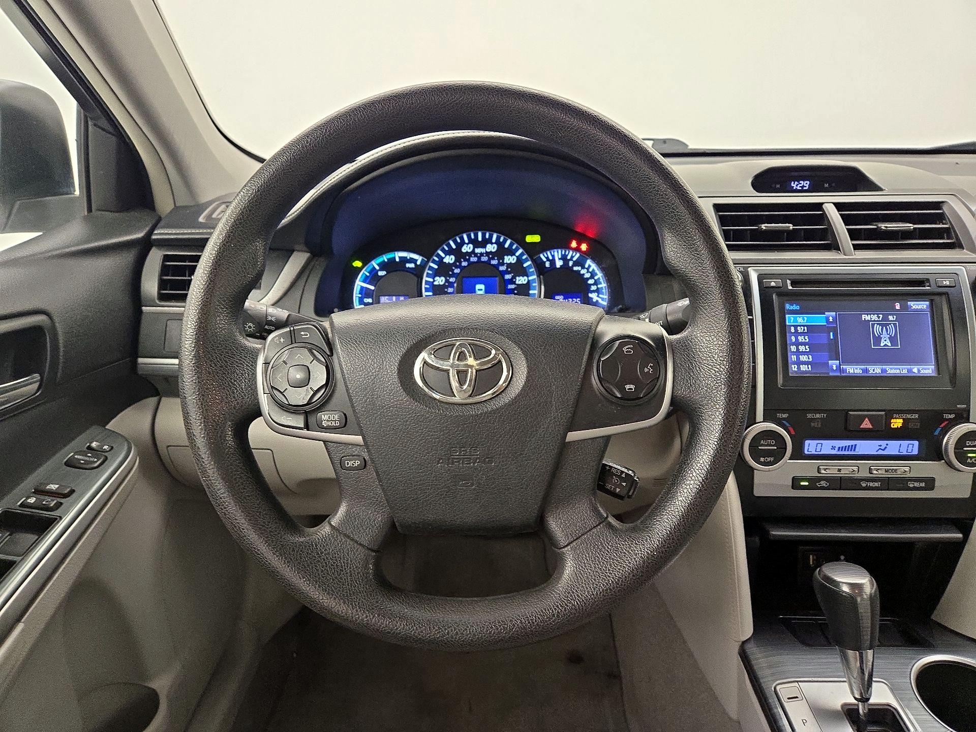 Thumbnail: 2014 Toyota Camry - 10