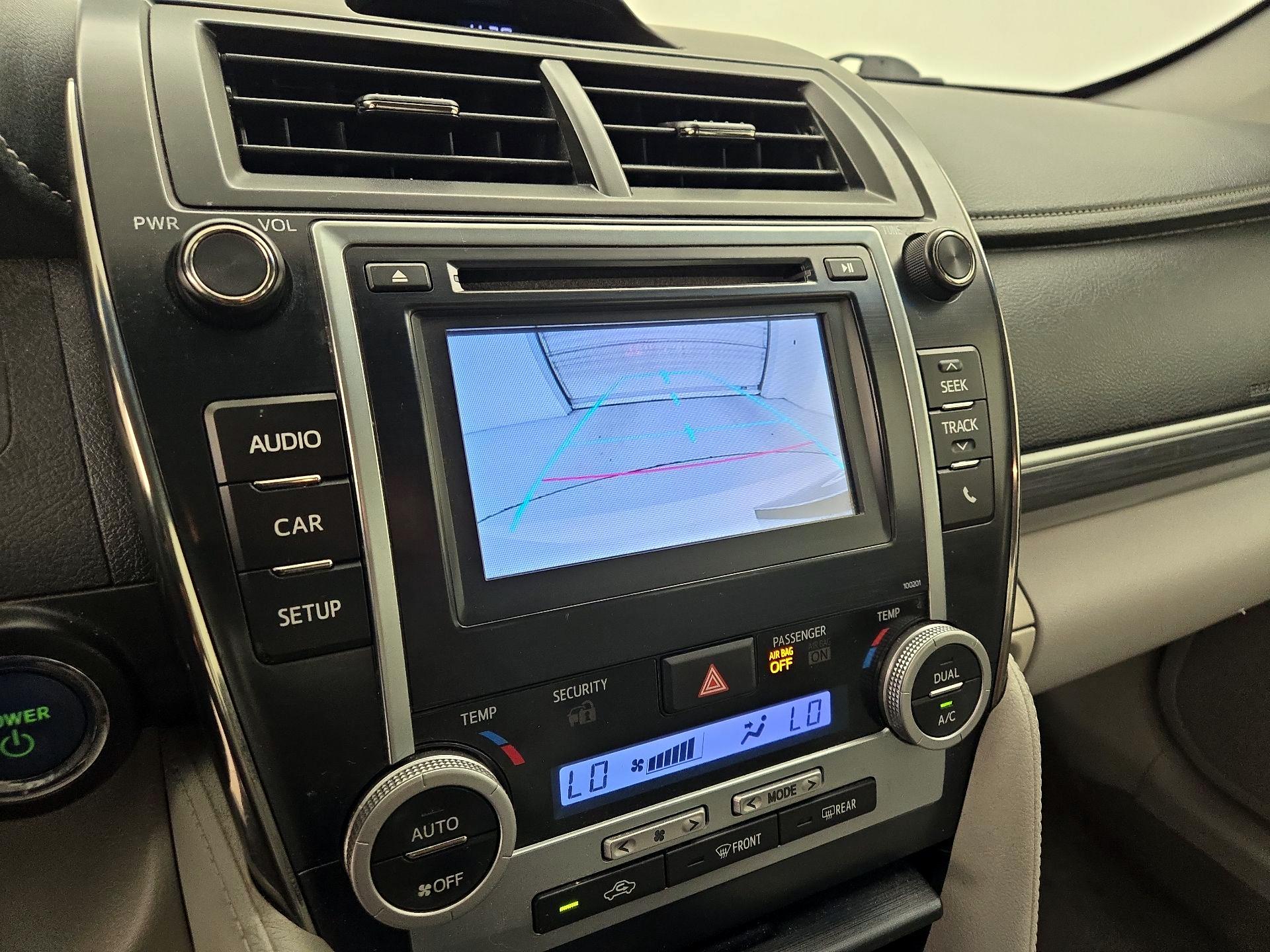 Thumbnail: 2014 Toyota Camry - 14
