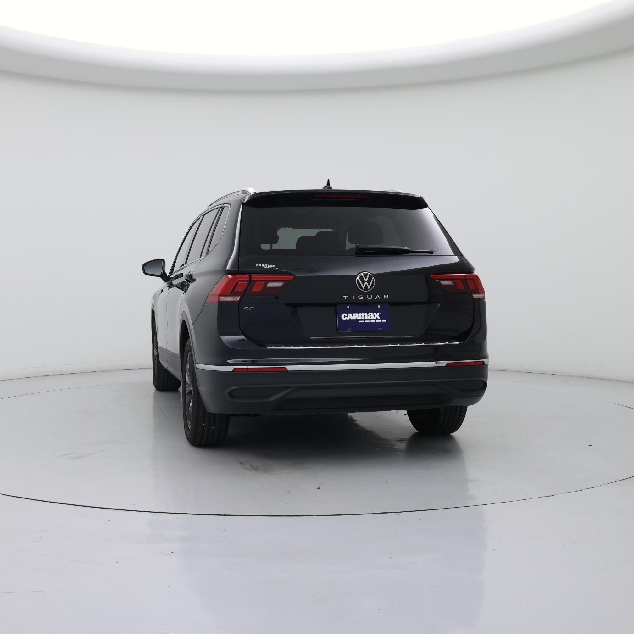 Thumbnail: 2022 Volkswagen Tiguan - 6