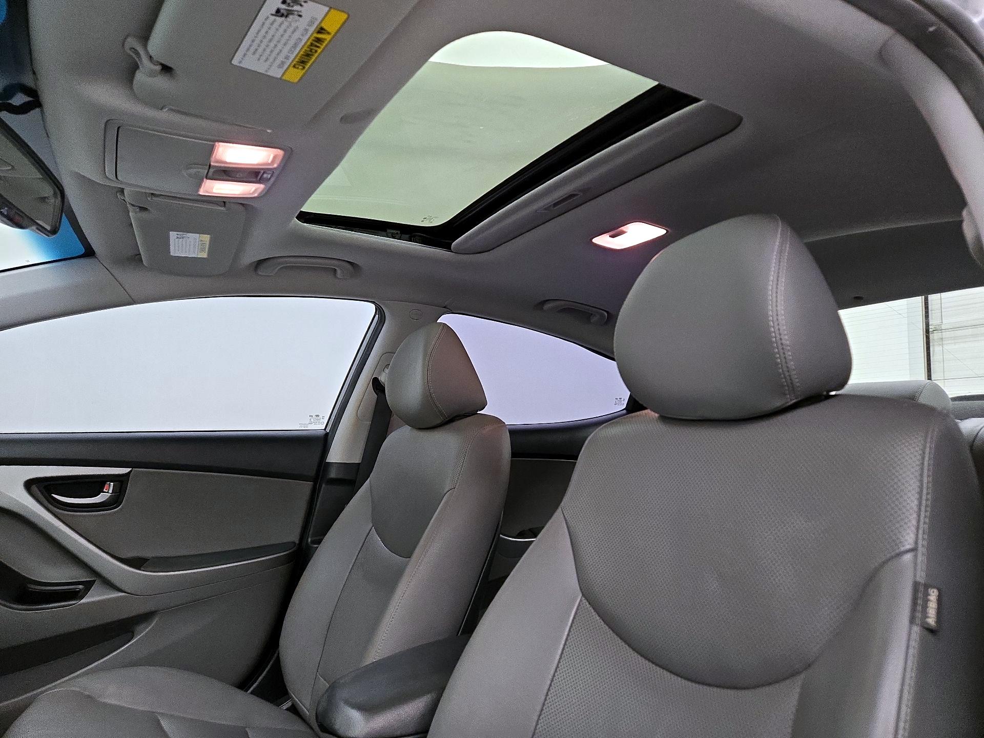 Thumbnail: 2015 Hyundai Elantra - 20