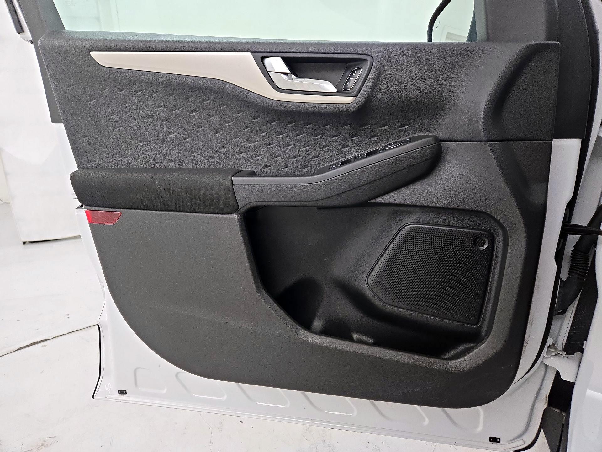 Thumbnail: 2020 Ford Escape - 12