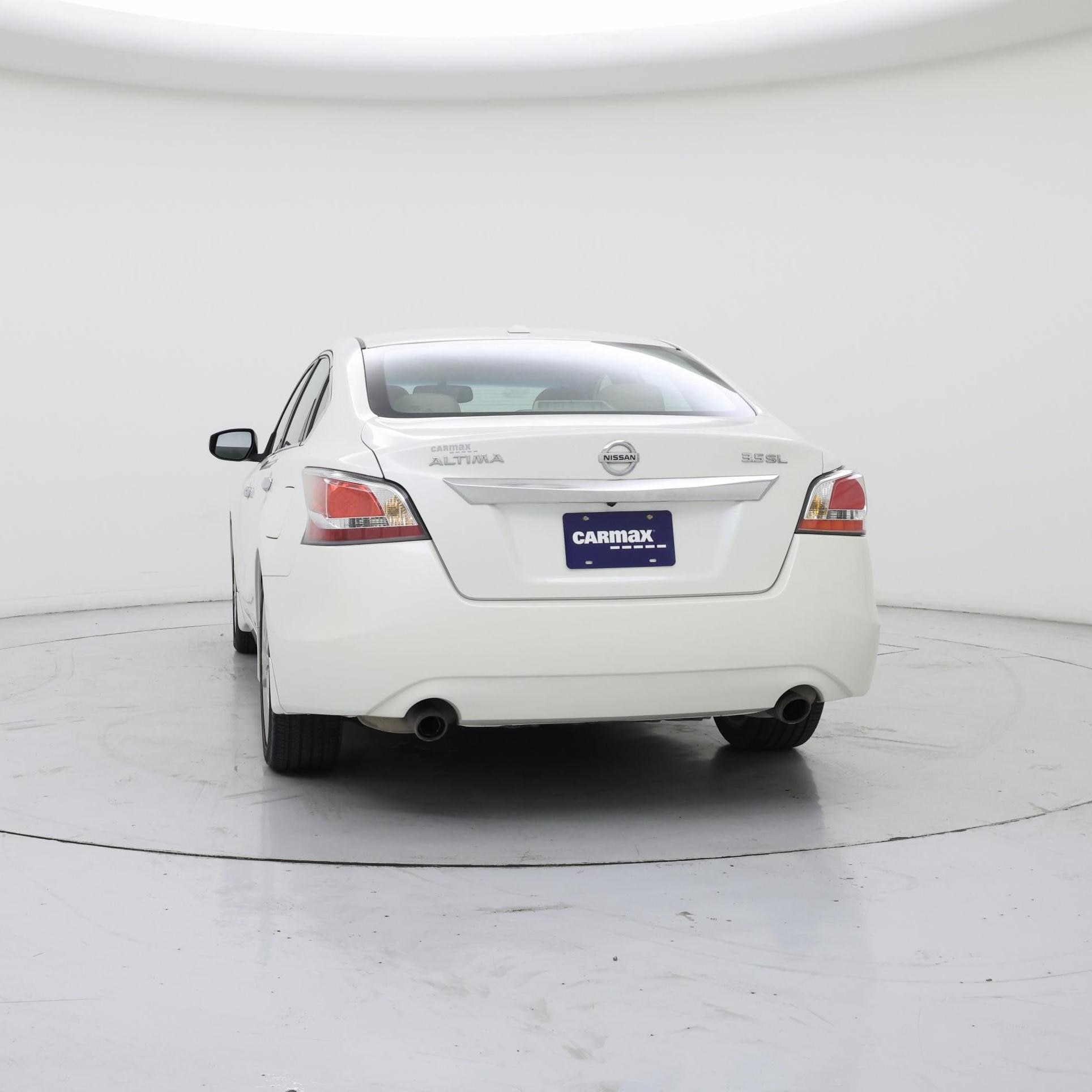 Thumbnail: 2015 Nissan Altima - 6