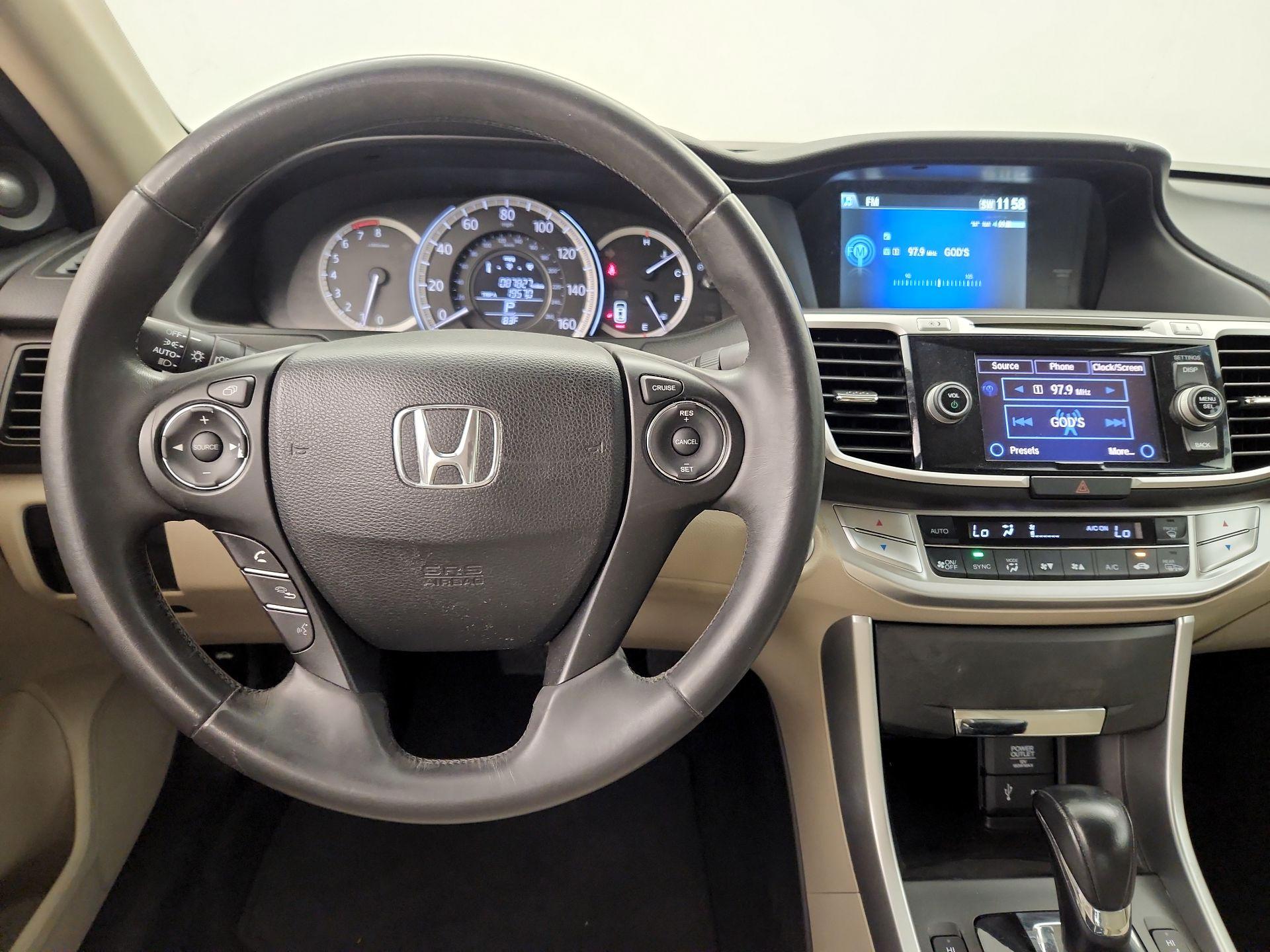 Thumbnail: 2013 Honda Accord - 10