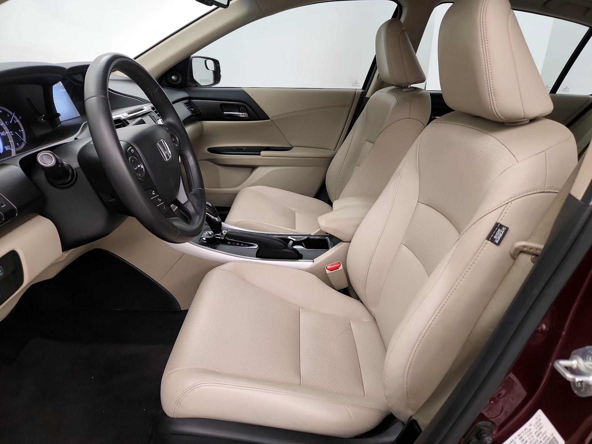 Thumbnail: 2013 Honda Accord - 11