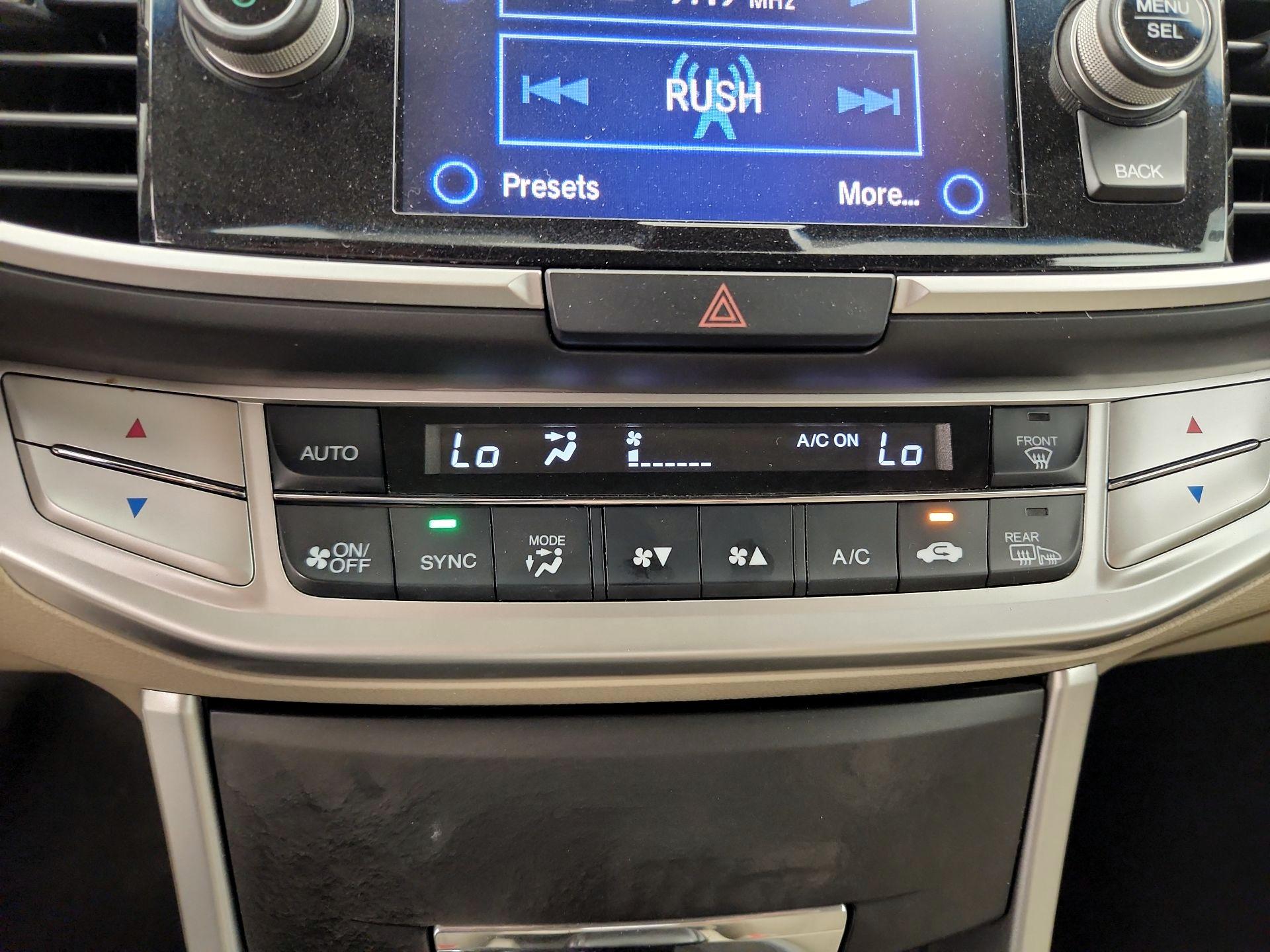 Thumbnail: 2013 Honda Accord - 16