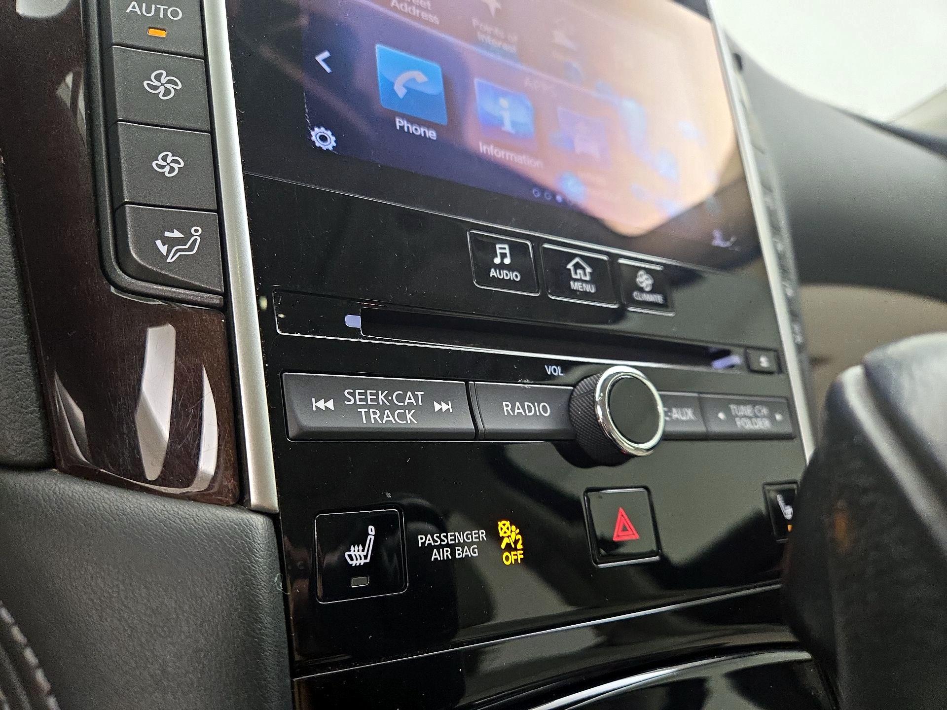 Thumbnail: 2014 INFINITI Q50 - 17