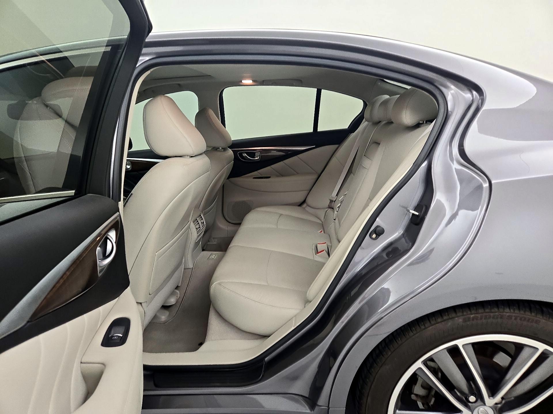 Thumbnail: 2014 INFINITI Q50 - 20