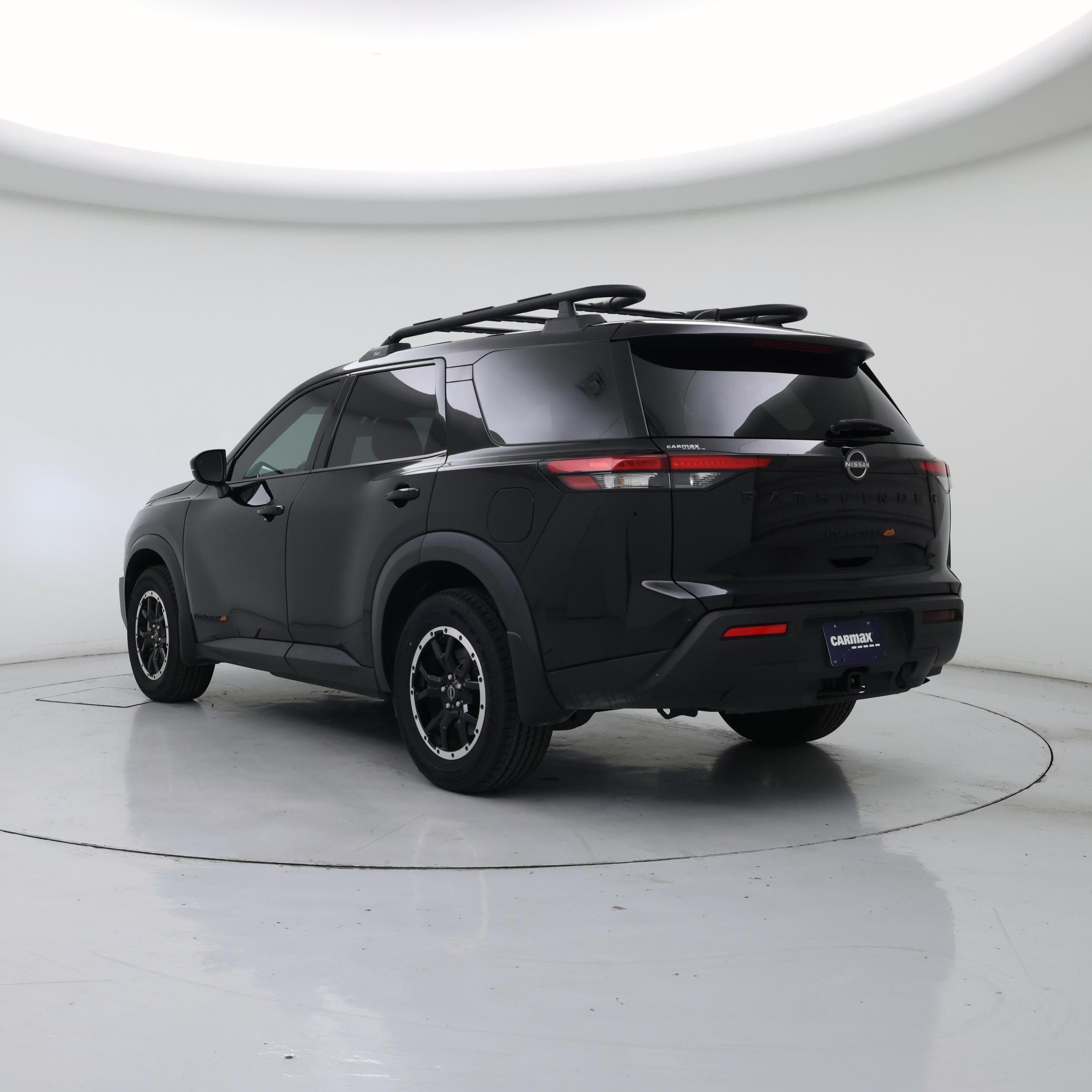 Thumbnail: 2023 Nissan Pathfinder - 2