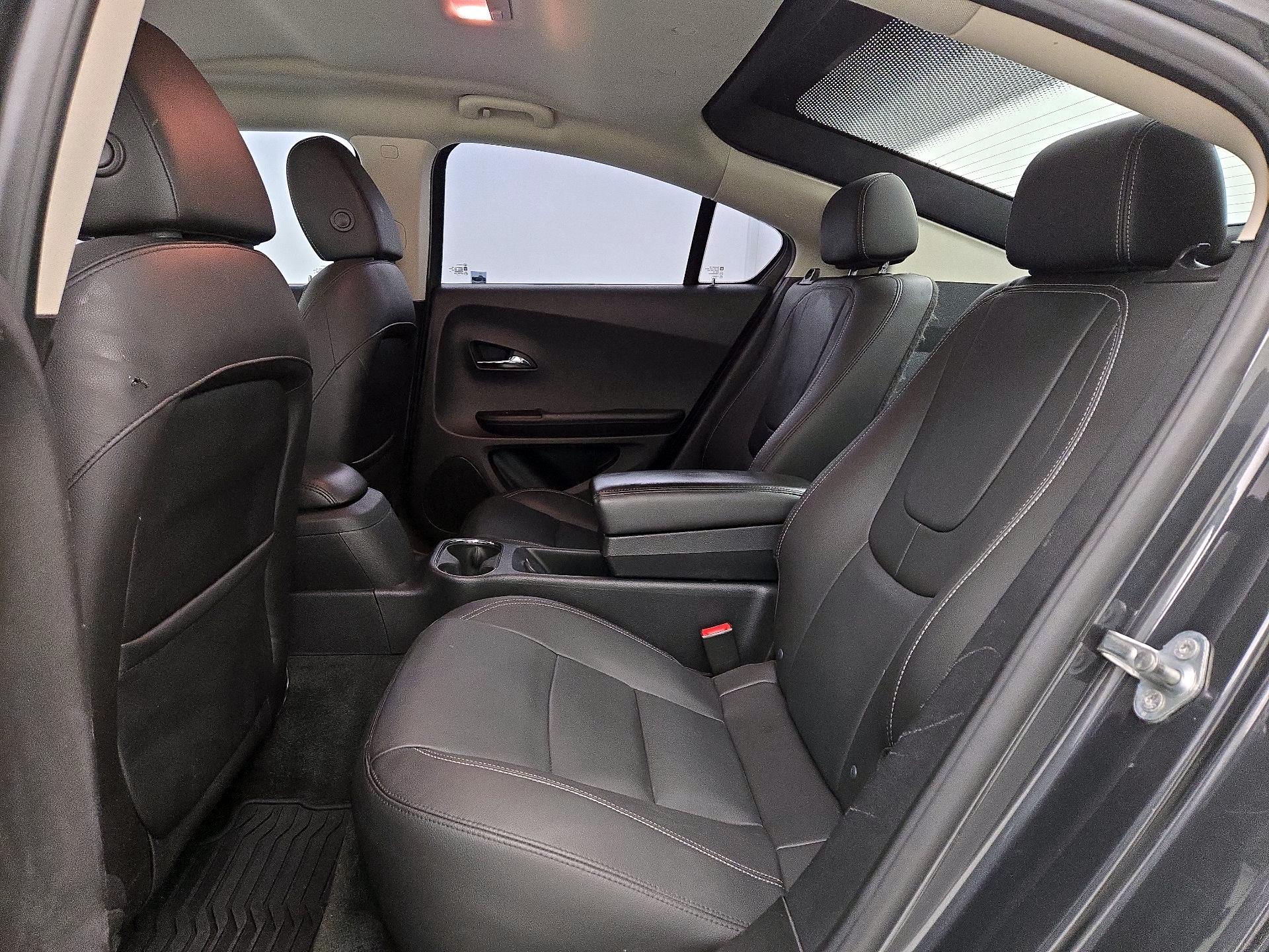 Thumbnail: 2014 Chevrolet Volt - 19