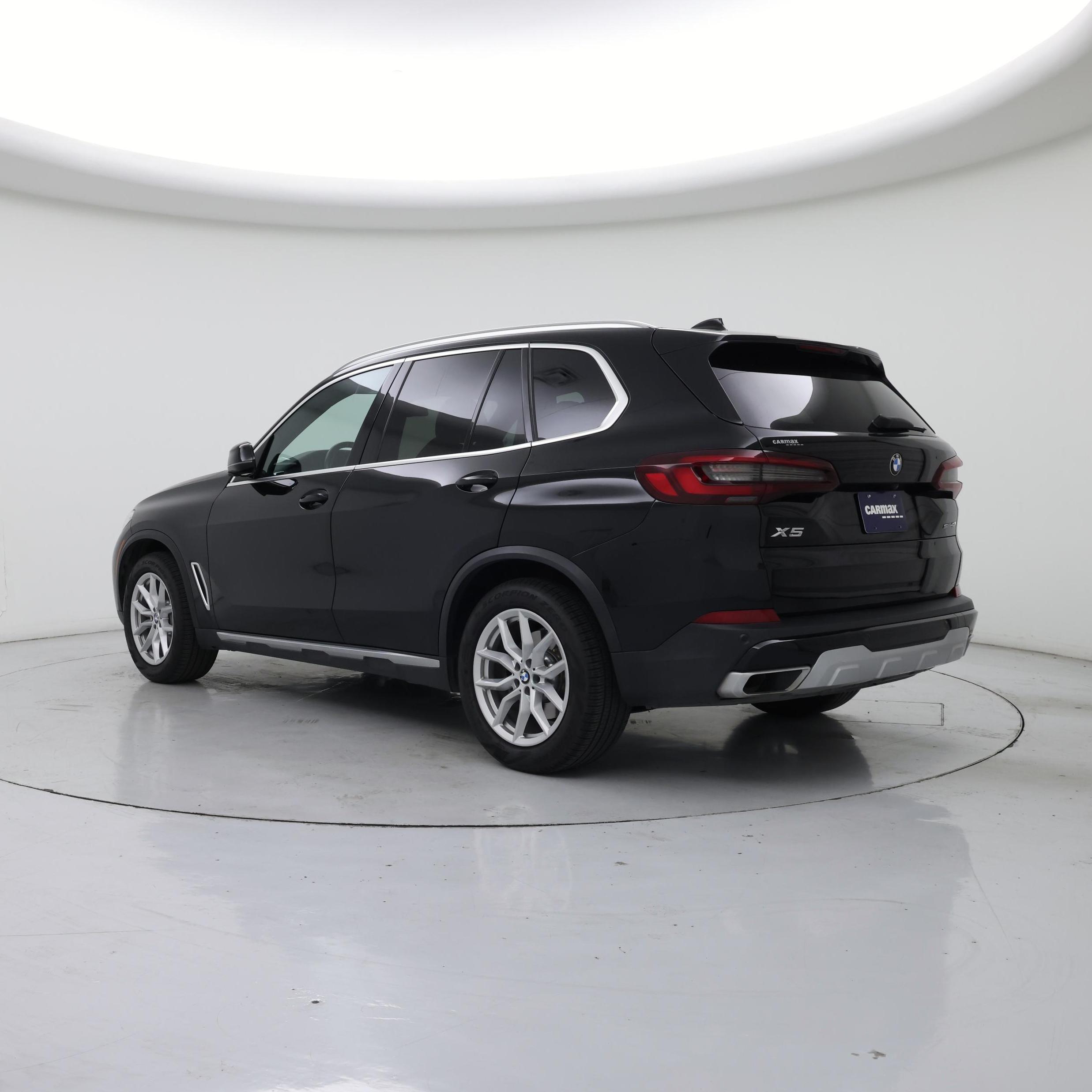 Thumbnail: 2021 BMW X5 - 2