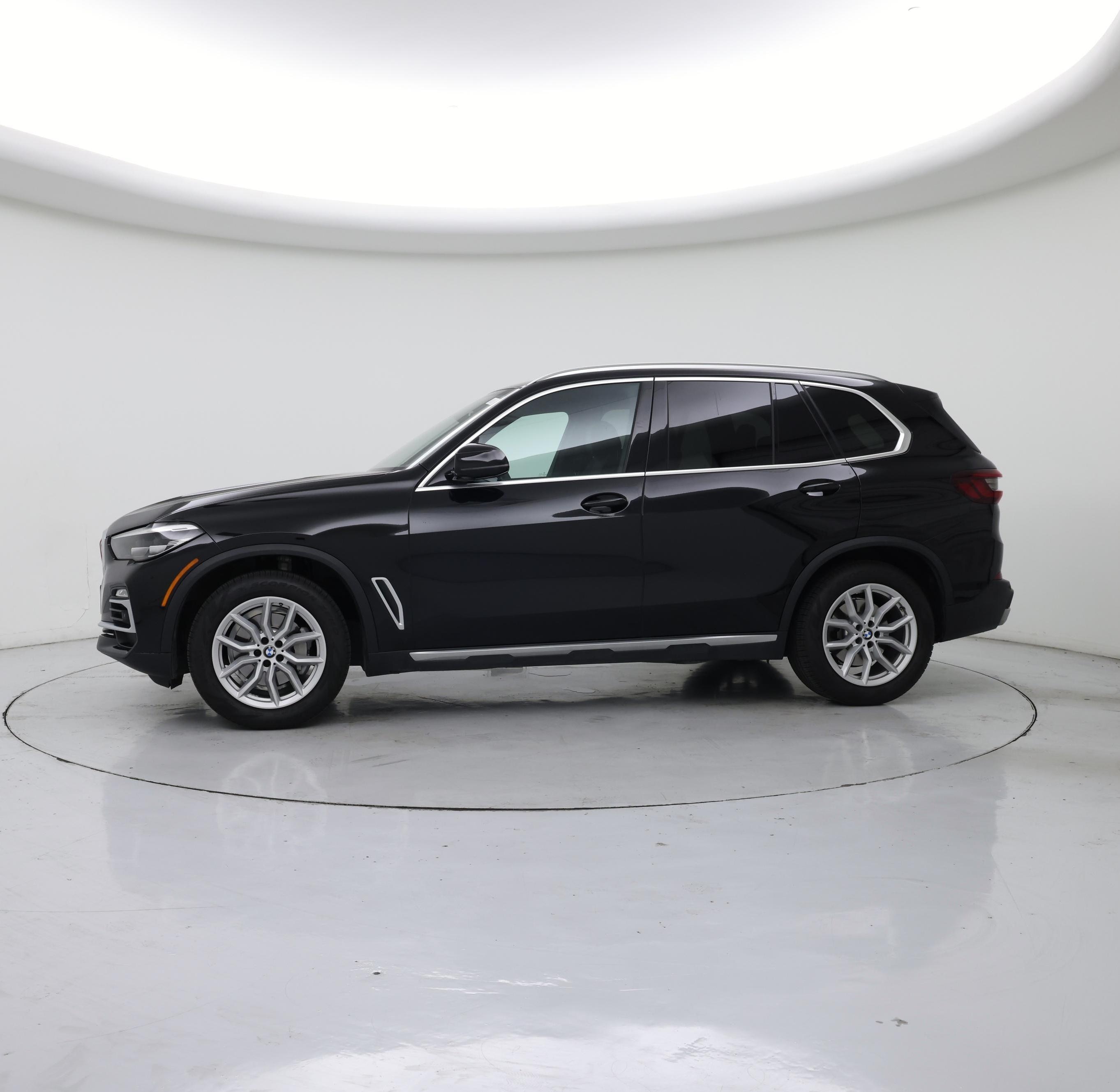 Thumbnail: 2021 BMW X5 - 3