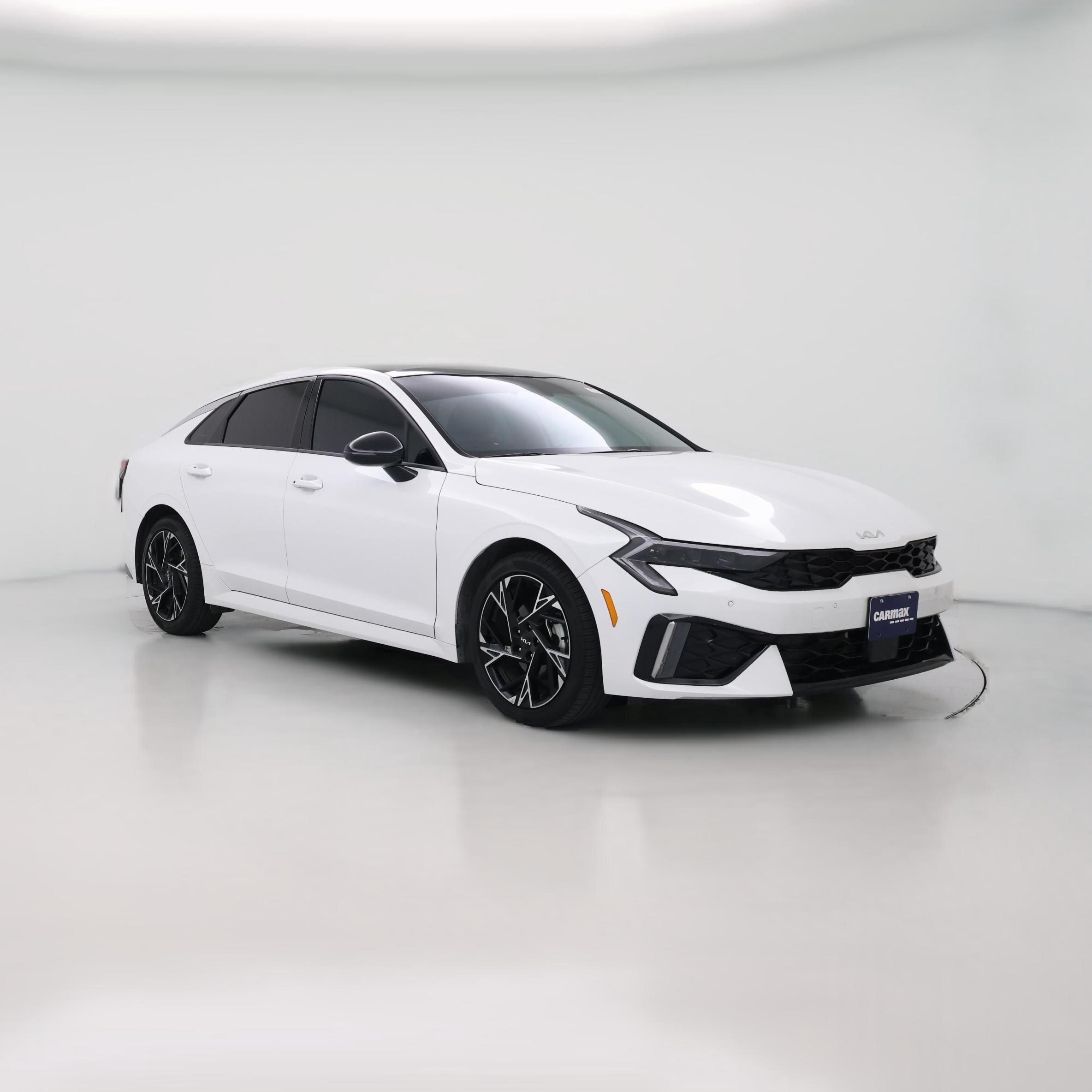 Thumbnail: 2025 Kia K5 - 1