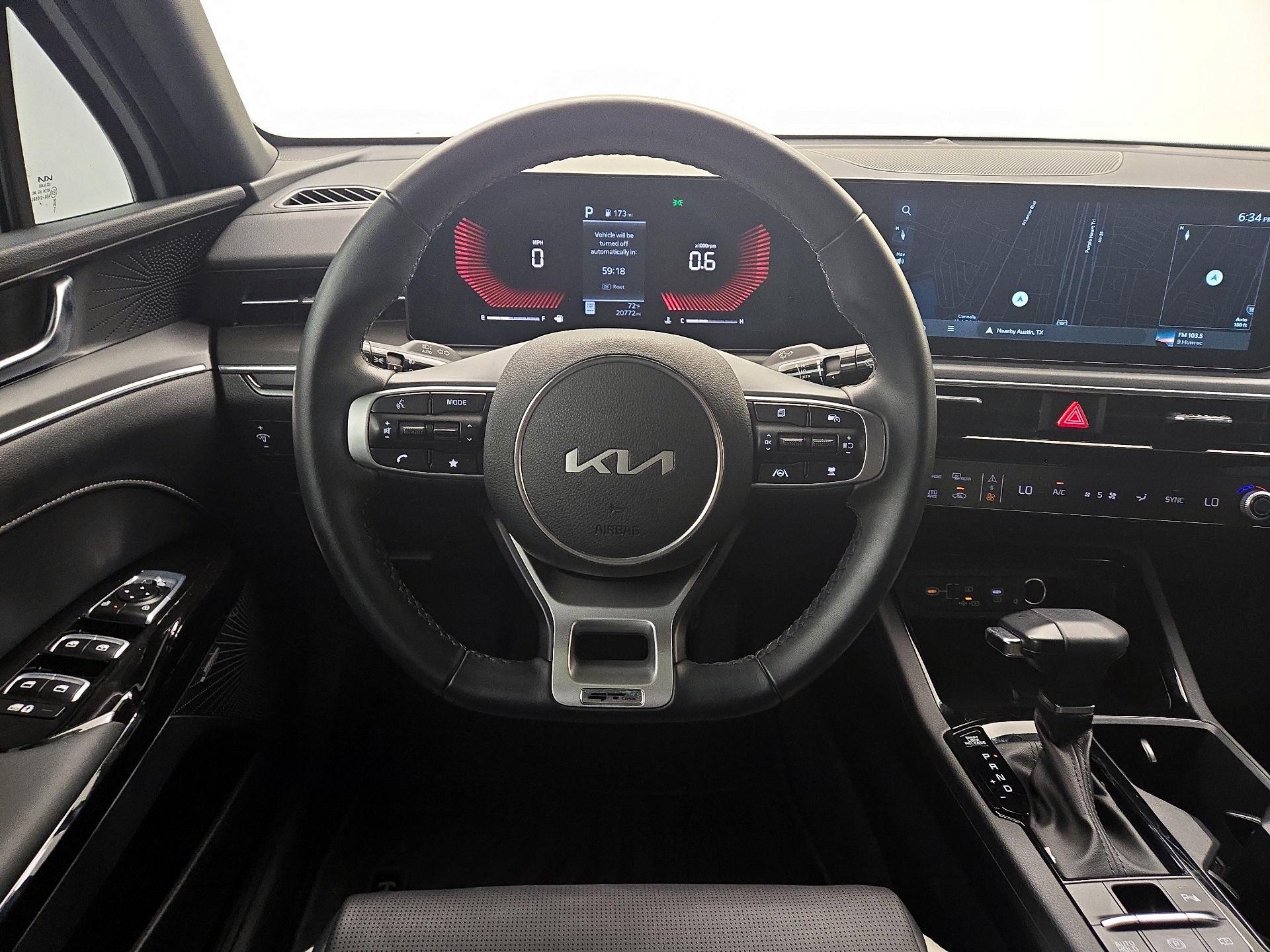 Thumbnail: 2025 Kia K5 - 10