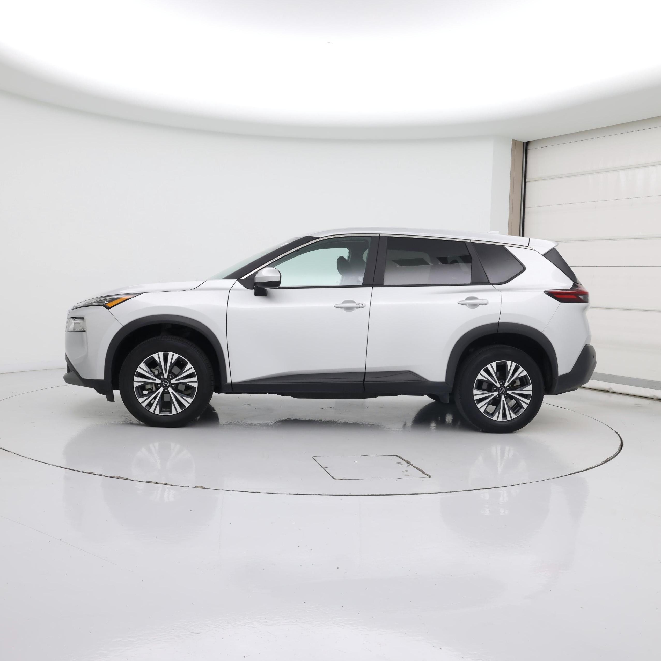 Thumbnail: 2023 Nissan Rogue - 3