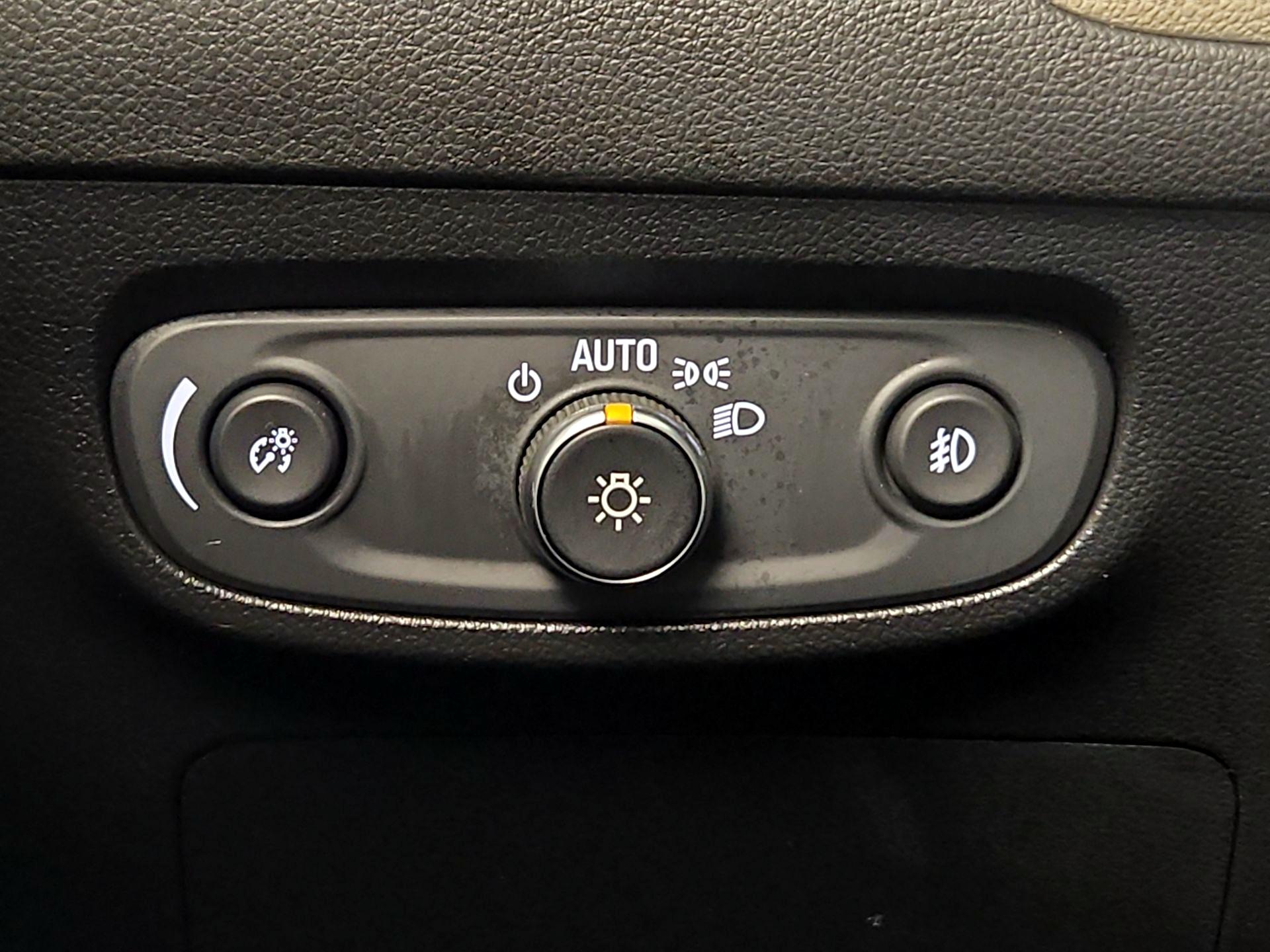 Thumbnail: 2020 Buick Encore GX - 13