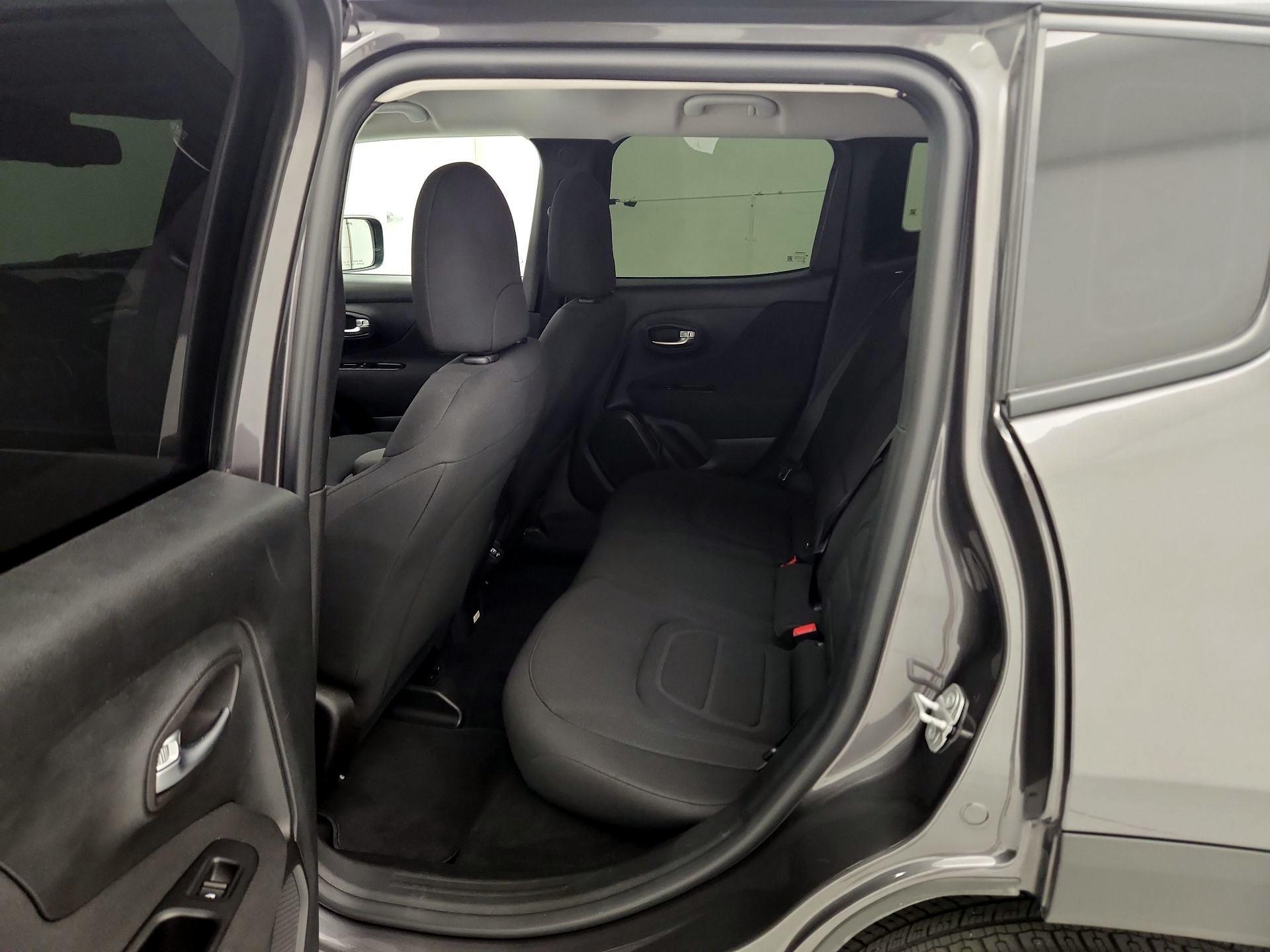 Thumbnail: 2020 Jeep Renegade - 19