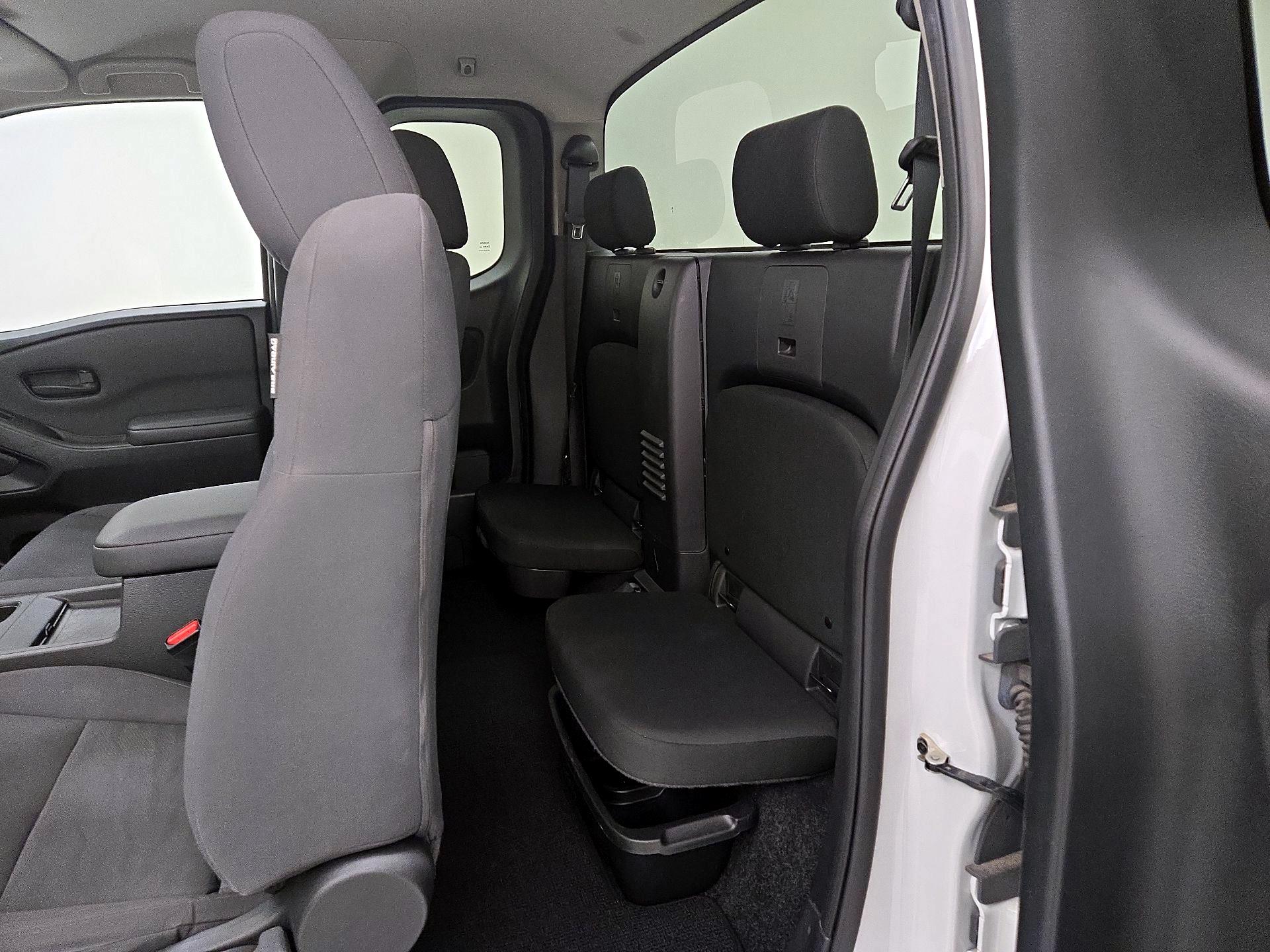 Thumbnail: 2022 Nissan Frontier - 19