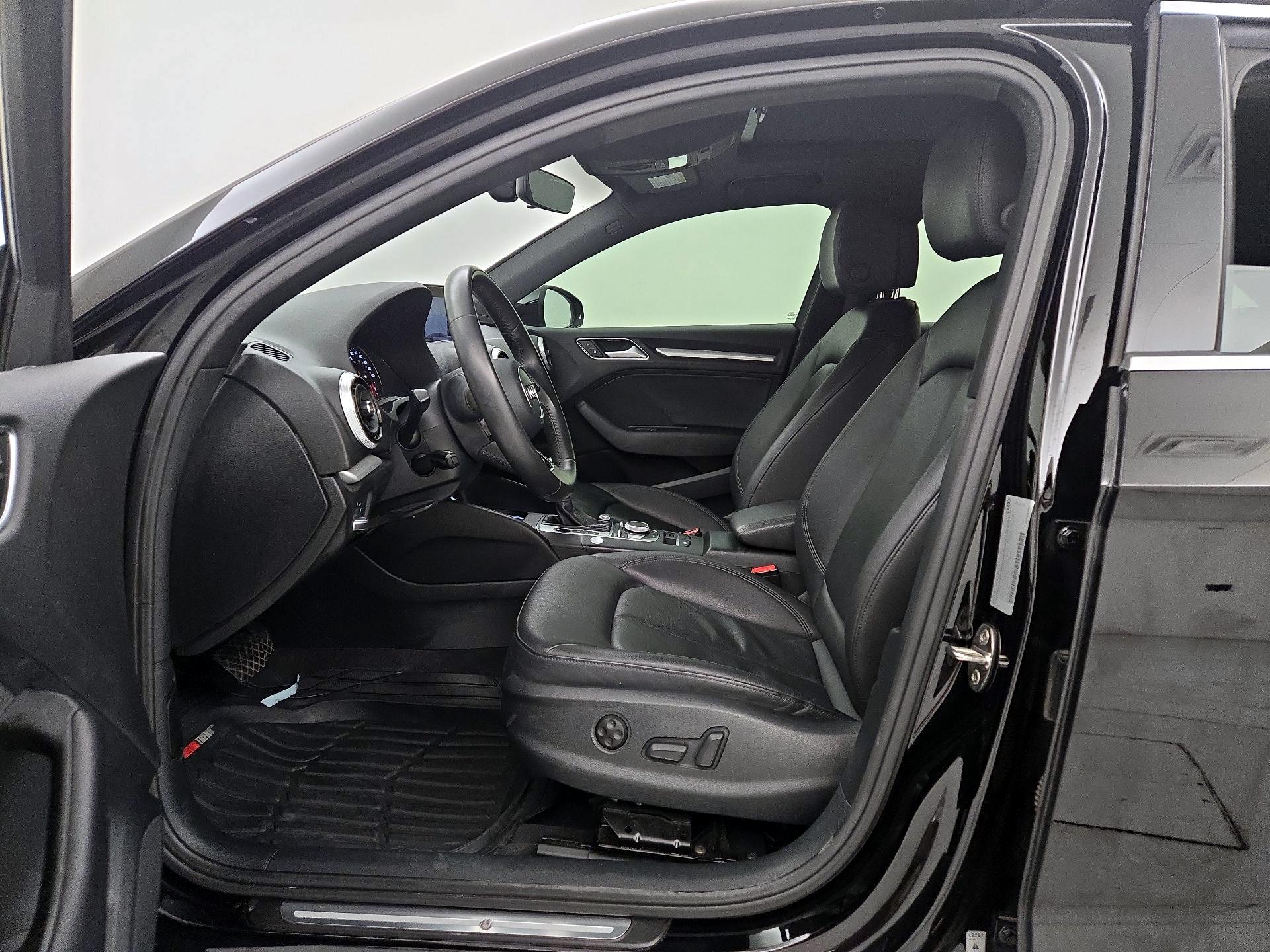 Thumbnail: 2019 Audi A3 - 11