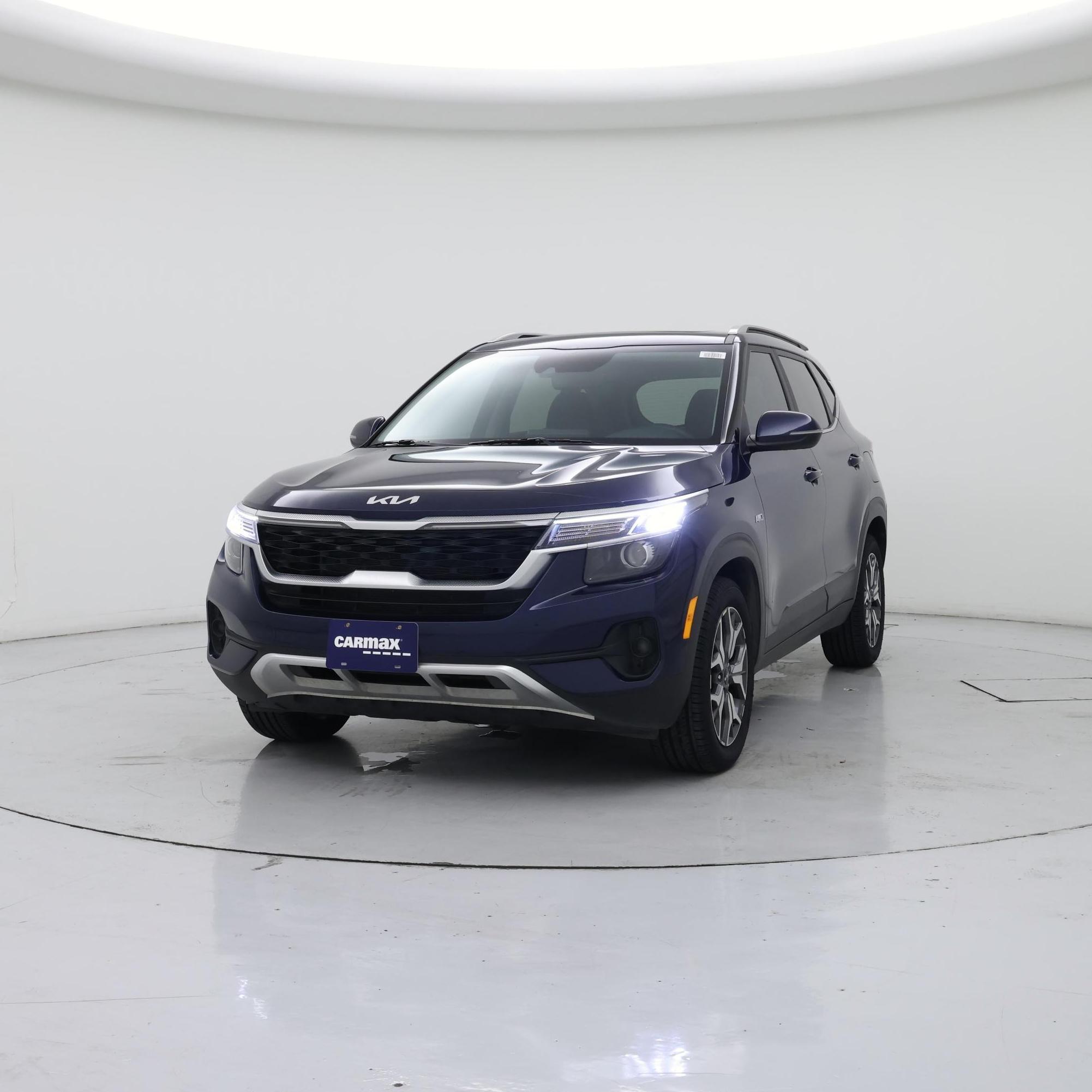 Thumbnail: 2022 Kia Seltos - 4