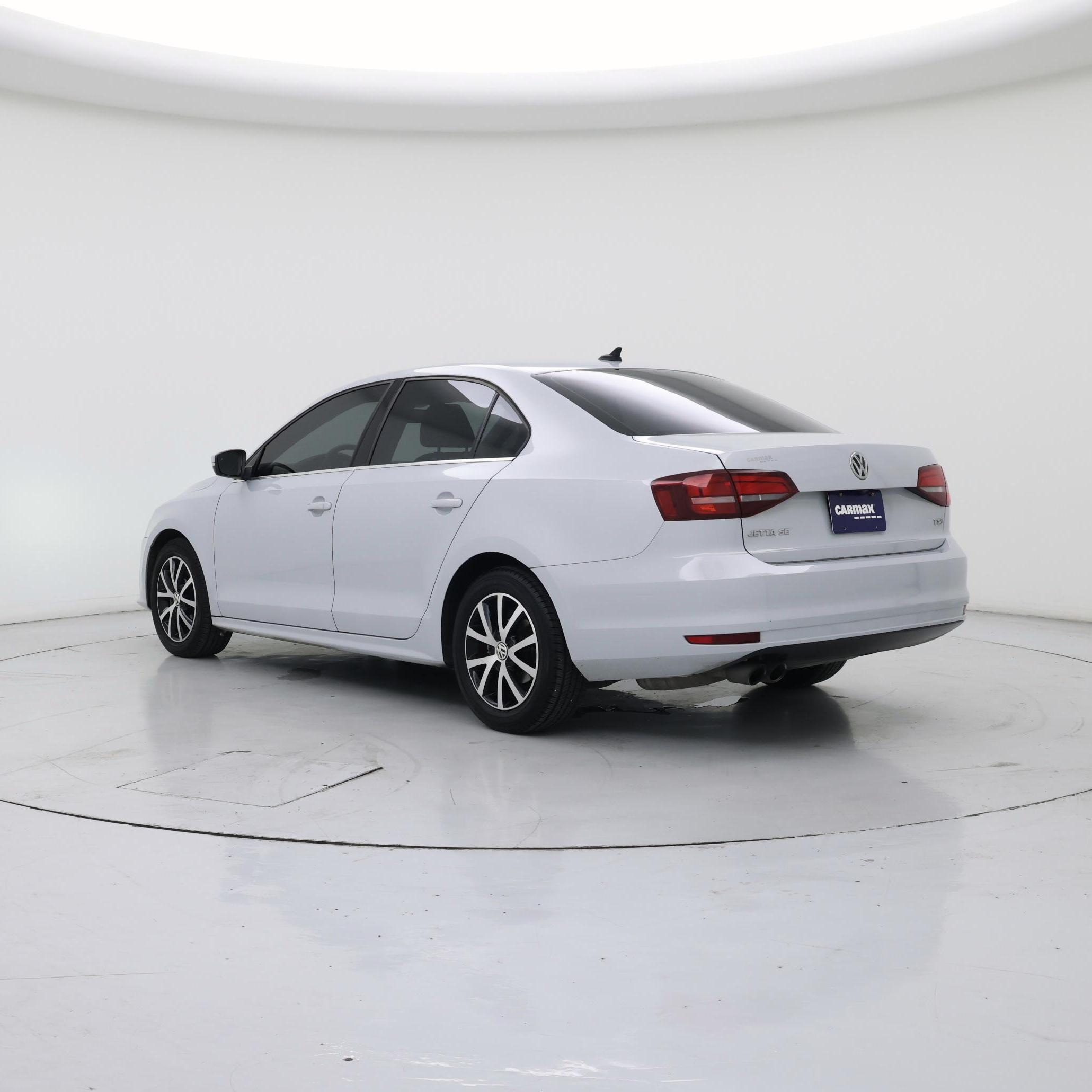 Thumbnail: 2017 Volkswagen Jetta - 2