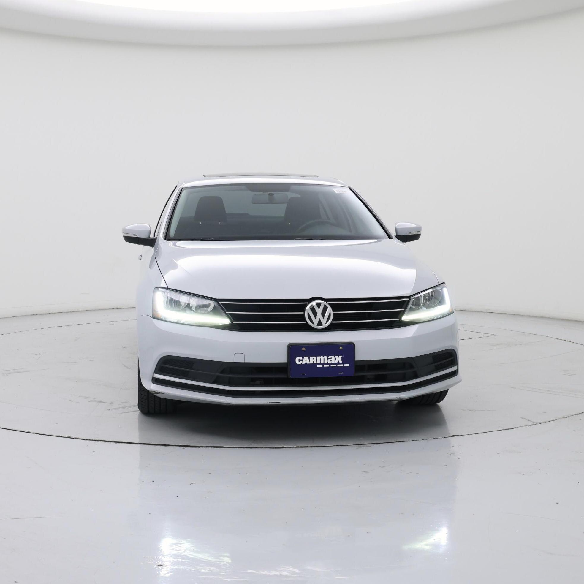 Thumbnail: 2017 Volkswagen Jetta - 5