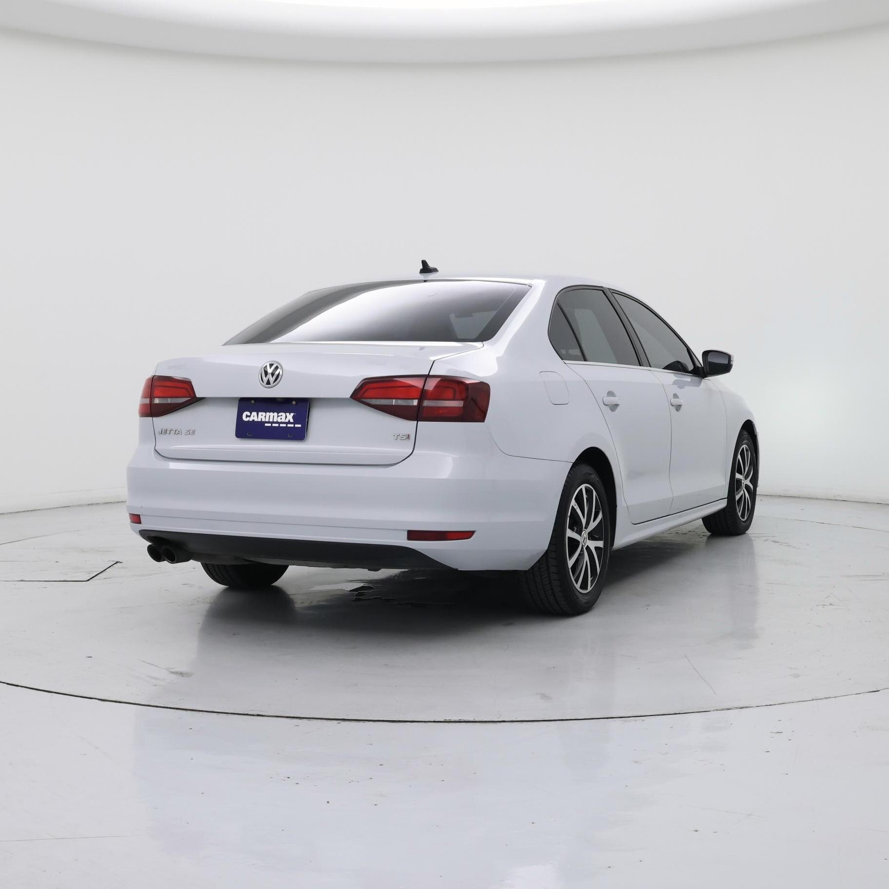 Thumbnail: 2017 Volkswagen Jetta - 8