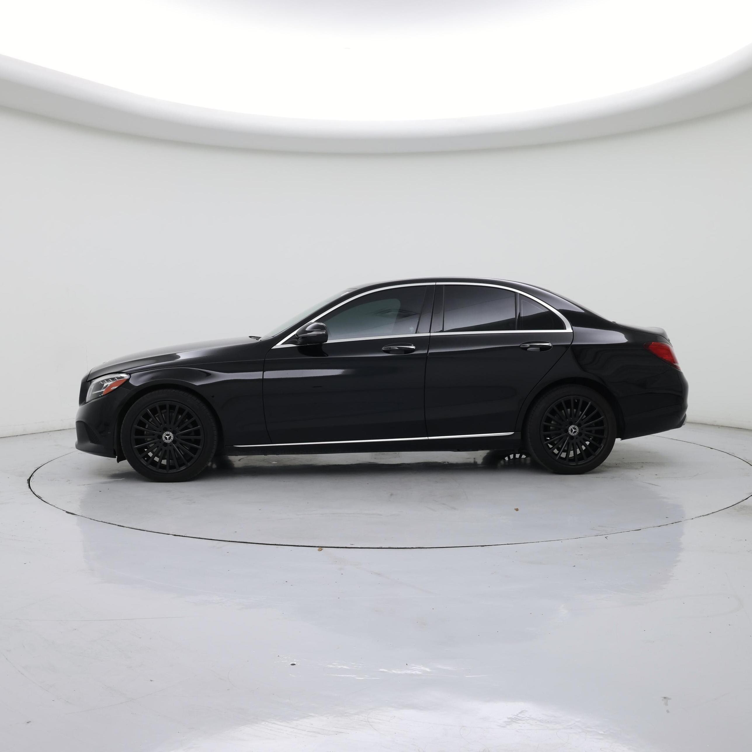 Thumbnail: 2020 Mercedes-Benz C-Class - 3