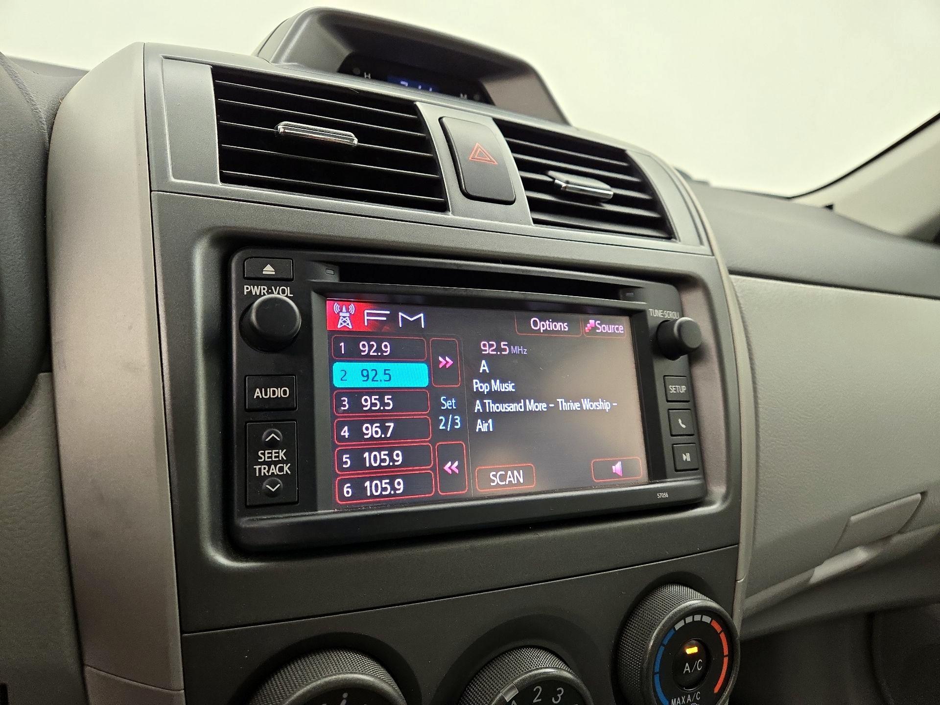 Thumbnail: 2013 Toyota Corolla - 14