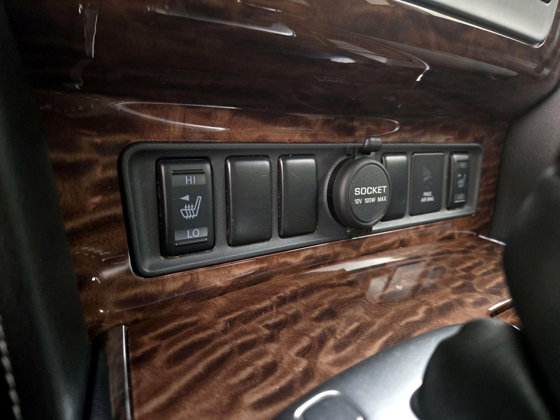Thumbnail: 2017 Nissan Armada - 19