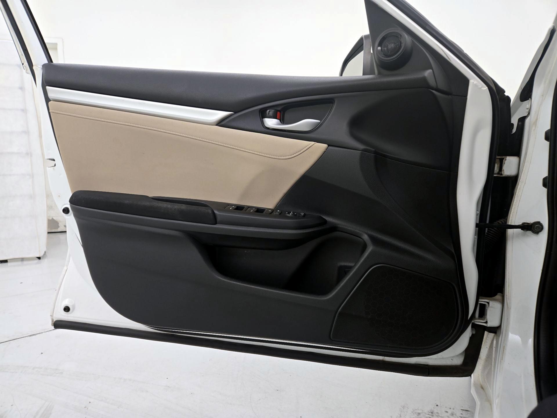 Thumbnail: 2018 Honda Civic - 12