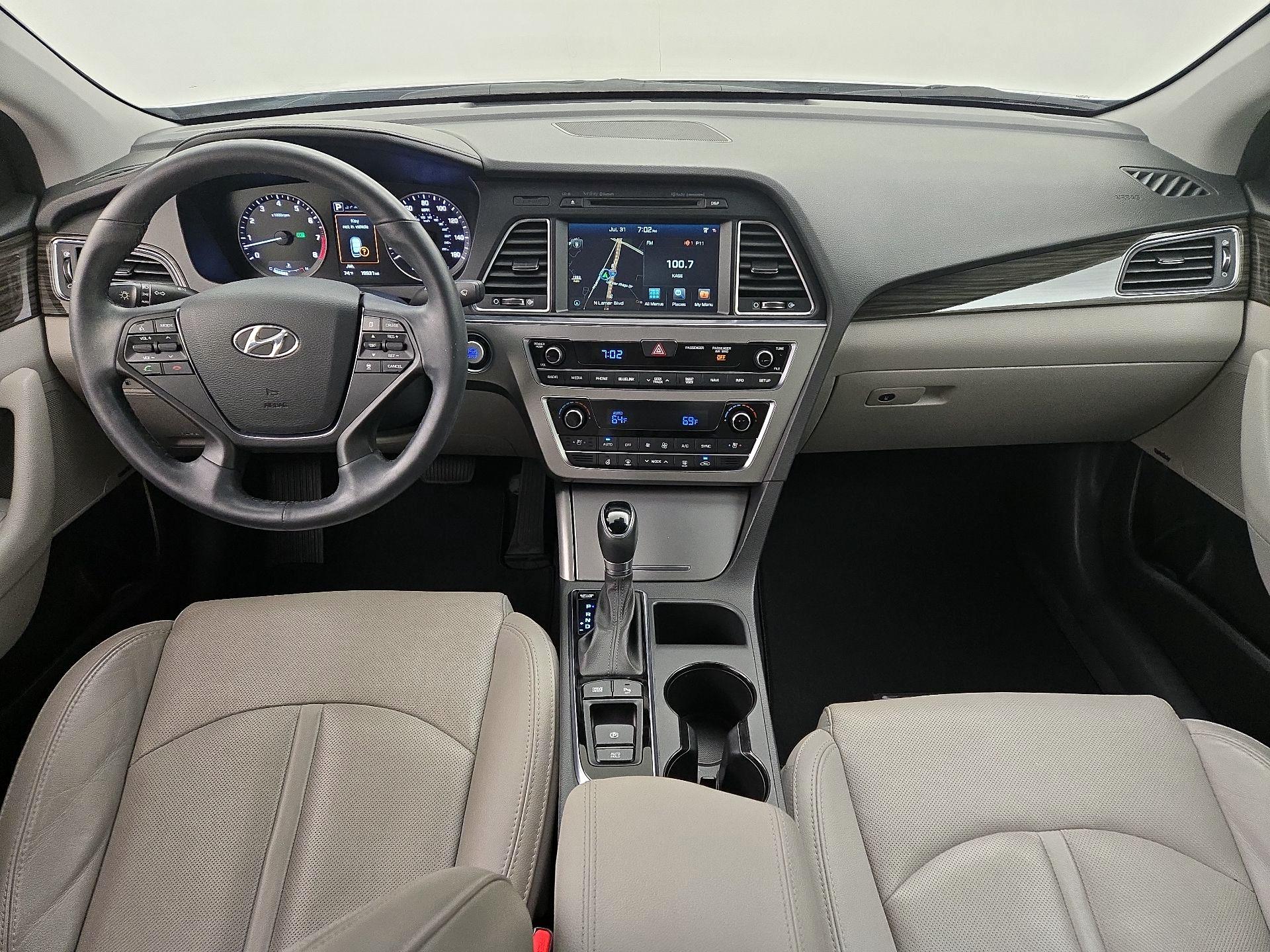 Thumbnail: 2015 Hyundai Sonata - 9
