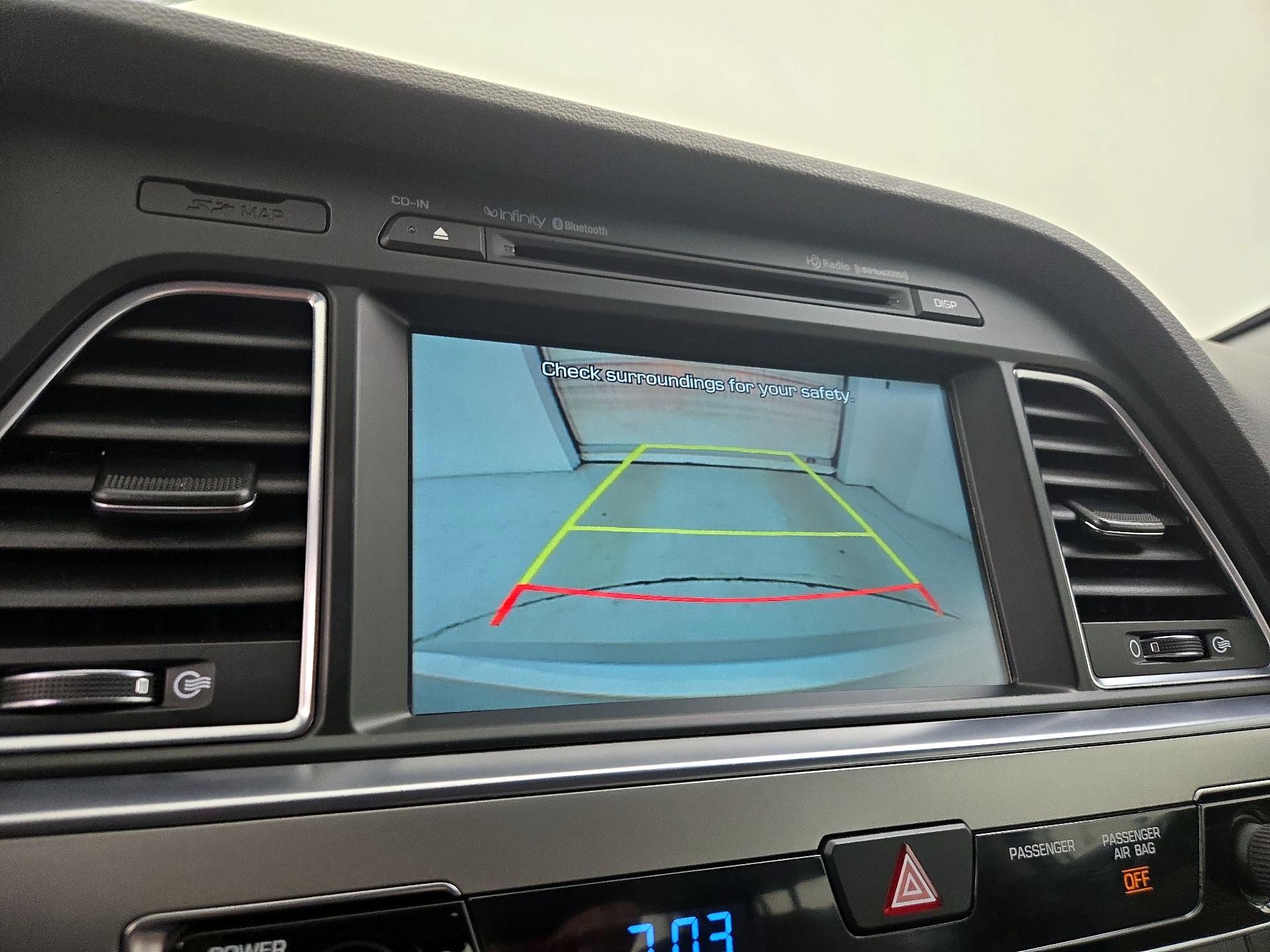 Thumbnail: 2015 Hyundai Sonata - 15